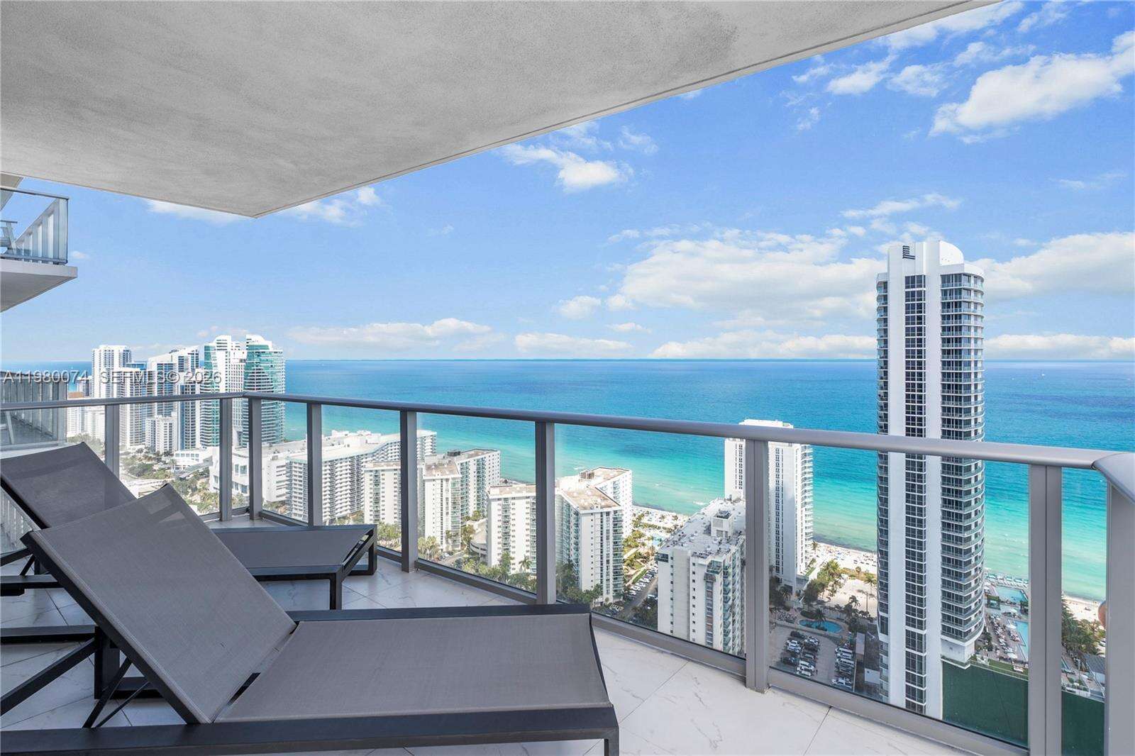 Hyde Beach House at 4010 Ocean Dr, Hollywood, FL 33019 - For Rent photo 2