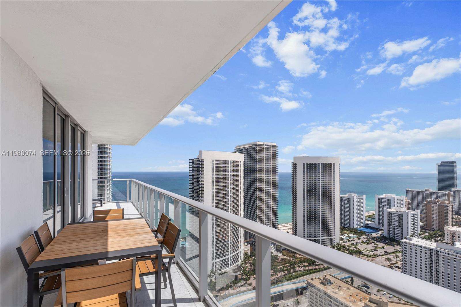Hyde Beach House at 4010 Ocean Dr, Hollywood, FL 33019 - For Rent photo 6
