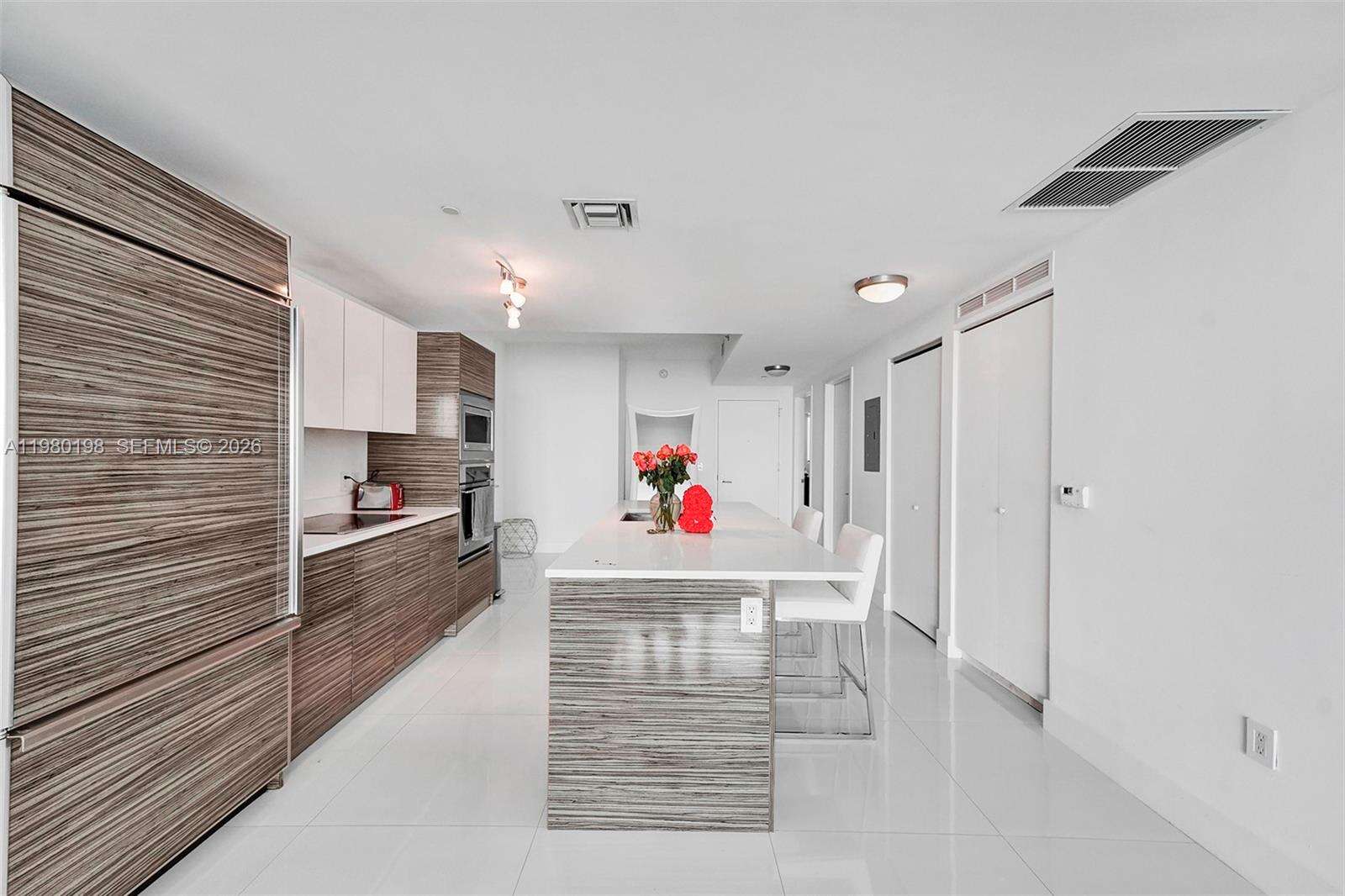 Icon Bay at 460 28 St, Miami, FL 33137 - For Rent photo 21