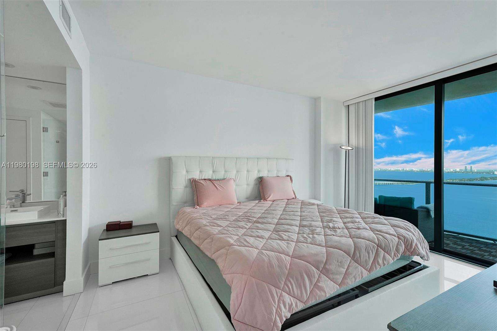 Icon Bay at 460 28 St, Miami, FL 33137 - For Rent photo 28