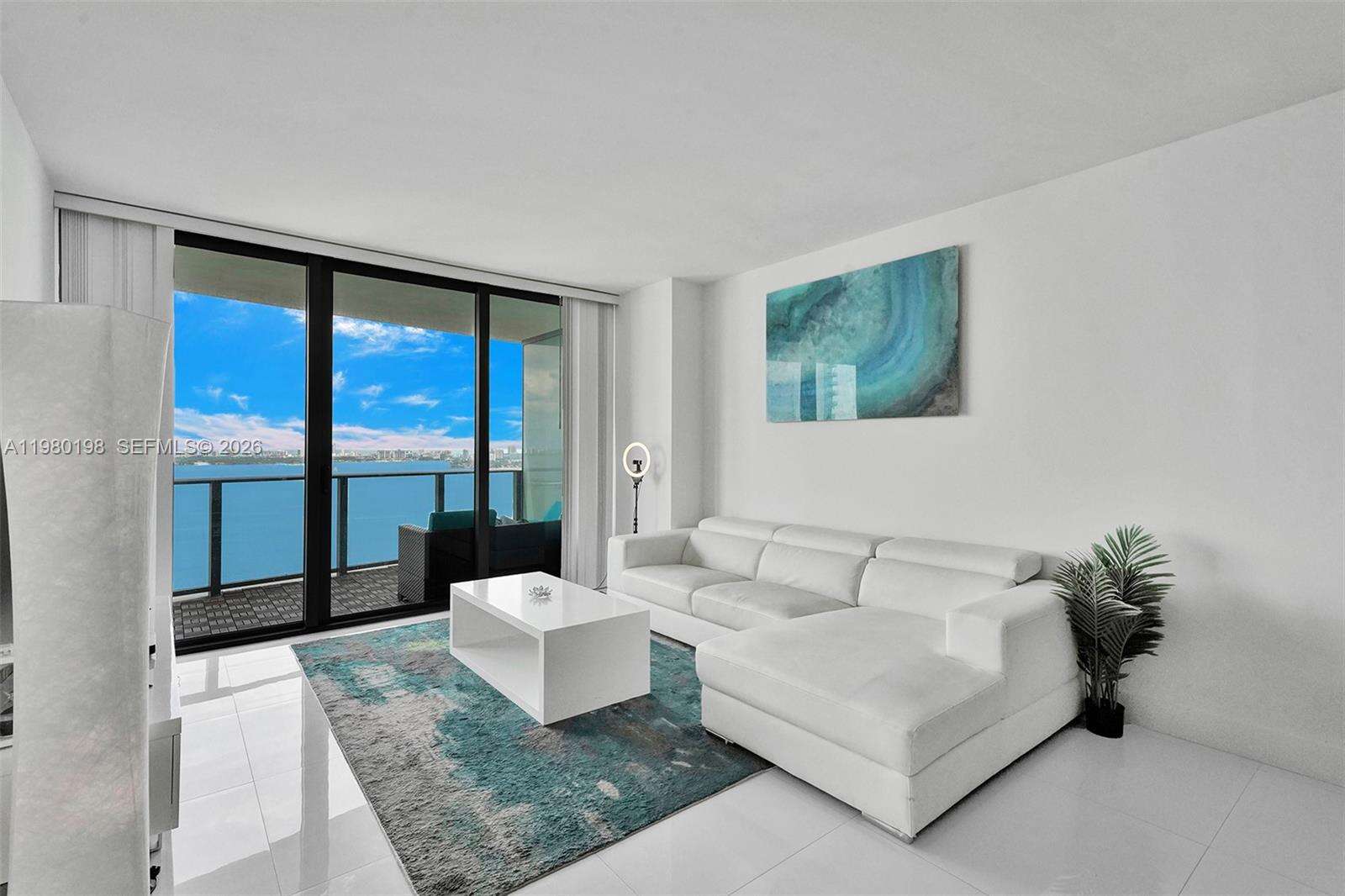 Icon Bay at 460 28 St, Miami, FL 33137 - For Rent photo 45