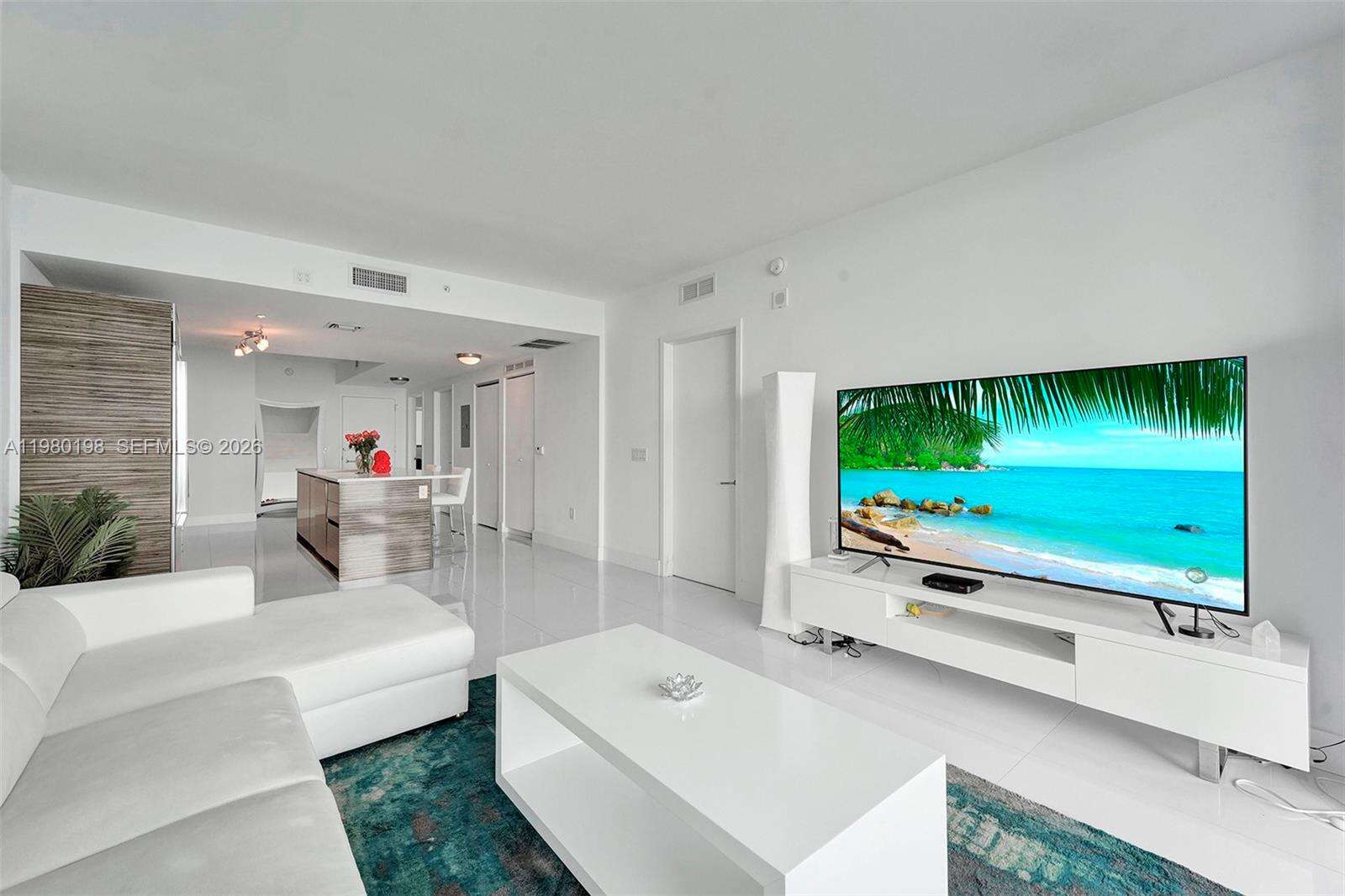 Icon Bay at 460 28 St, Miami, FL 33137 - For Rent photo 47