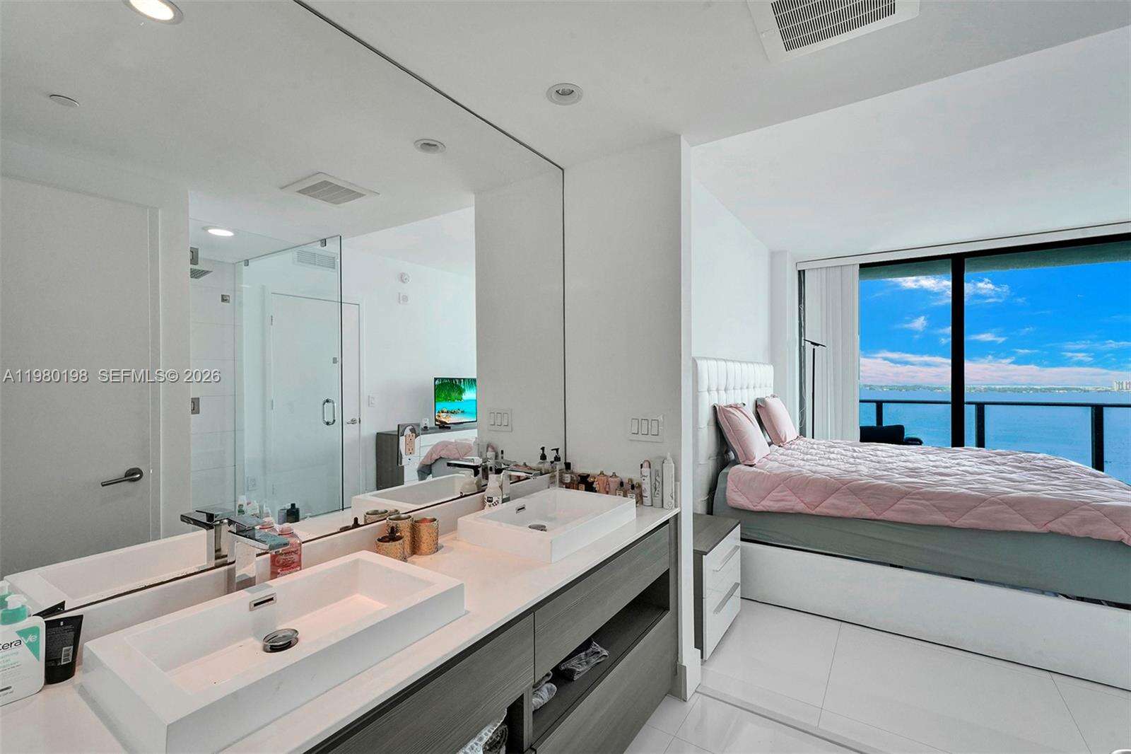 Icon Bay at 460 28 St, Miami, FL 33137 - For Rent photo 7