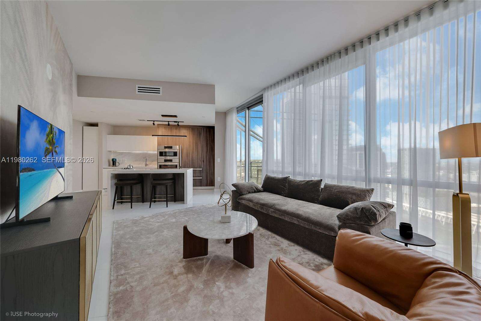 Paramount Miami Worldcenter at 851 1 Ave, Miami, FL 33132 - For Rent photo 1