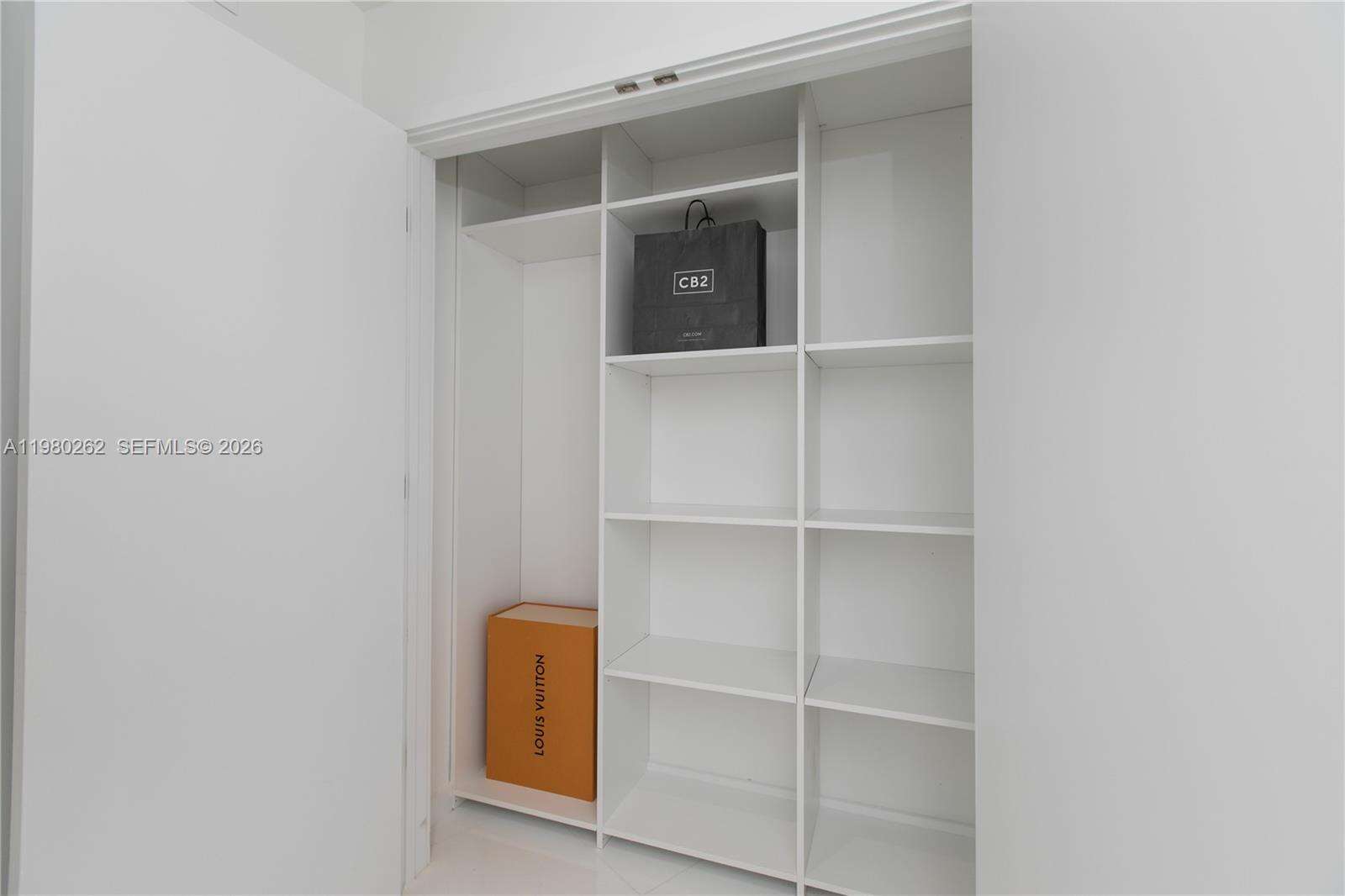 Paramount Miami Worldcenter at 851 1 Ave, Miami, FL 33132 - For Rent photo 19
