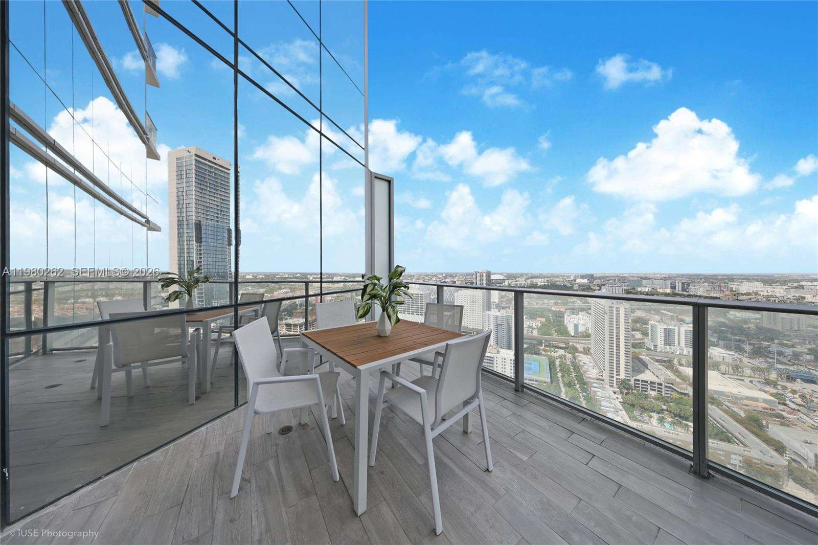 Paramount Miami Worldcenter at 851 1 Ave, Miami, FL 33132 - For Rent photo 9