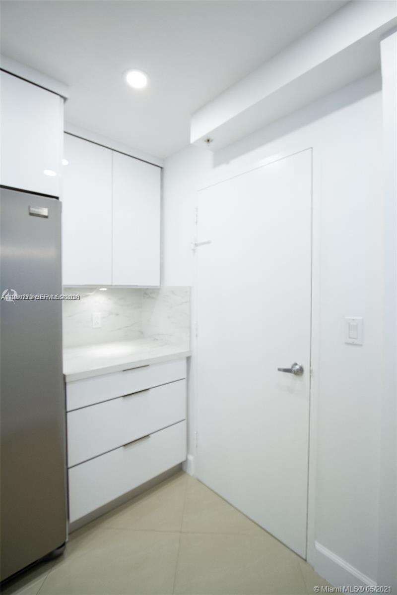 The Tides at 3801 Ocean Dr, Hollywood, FL 33019 - For Rent photo 6