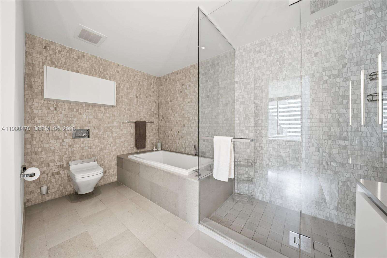 Rise Brickell at 88 7 St, Miami, FL 33130 - For Rent photo 22