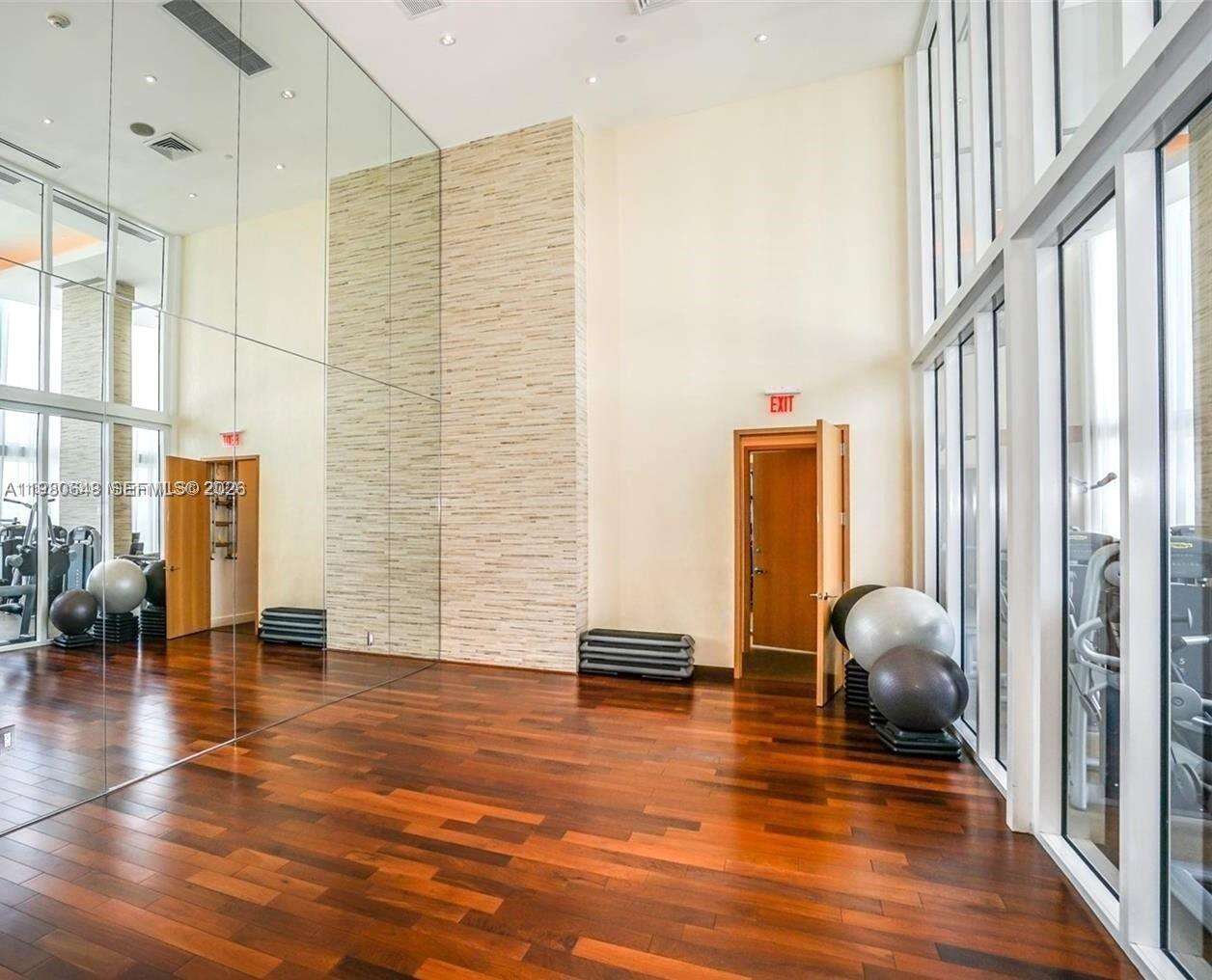Trump Tower 2 at 15901 Collins Ave, Sunny Isles Beach, FL 33160 - For Rent photo 29