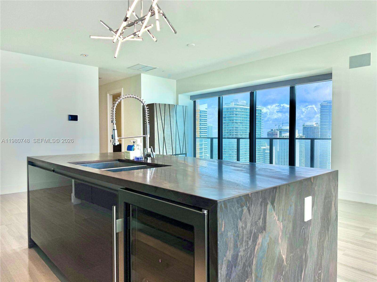 Echo Brickell at 1451 Brickell Ave, Miami, FL 33131 - For Rent photo 2