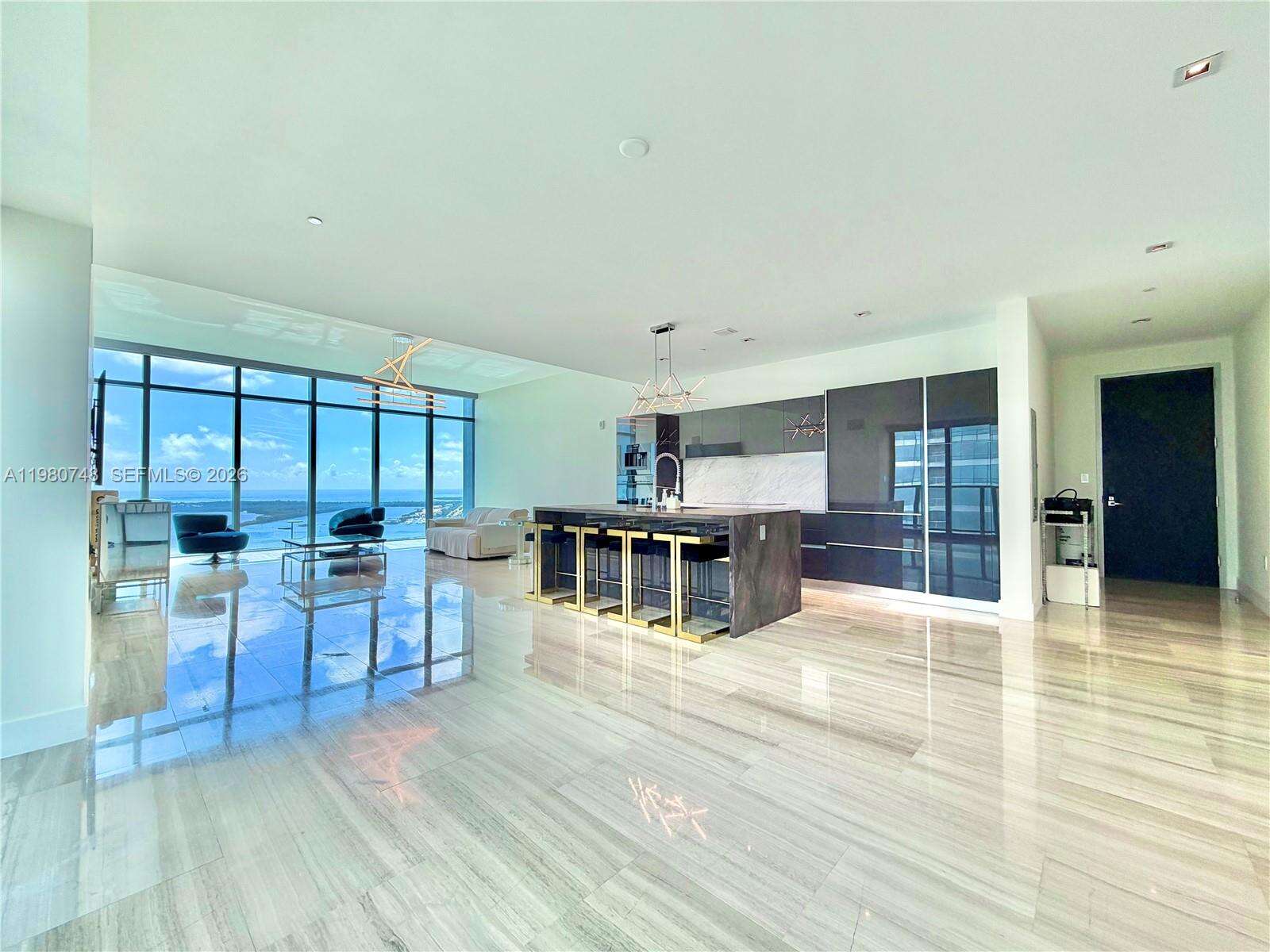 Echo Brickell at 1451 Brickell Ave, Miami, FL 33131 - For Rent photo 15