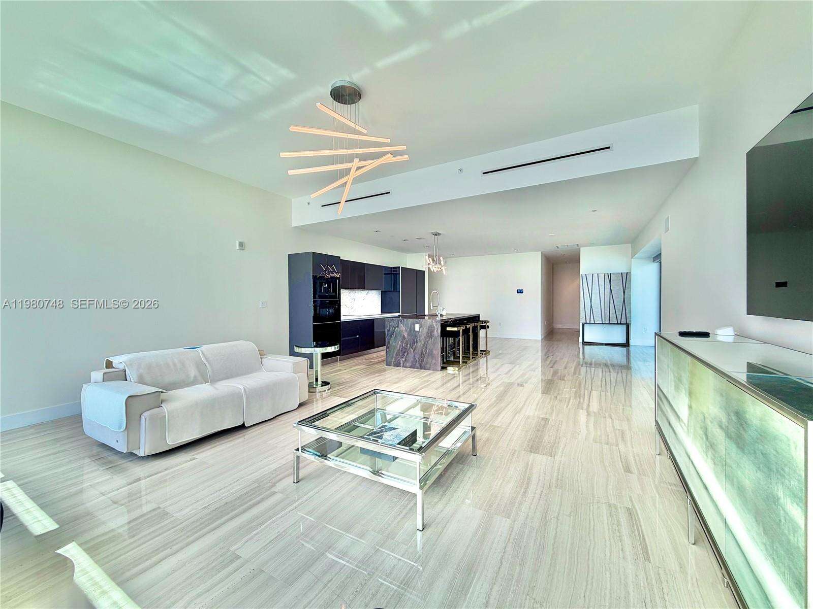 Echo Brickell at 1451 Brickell Ave, Miami, FL 33131 - For Rent photo 16