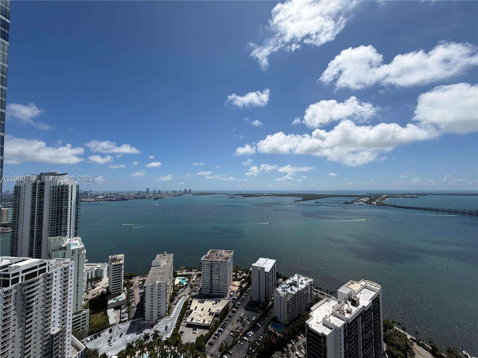 Echo Brickell at 1451 Brickell Ave, Miami, FL 33131 - For Rent photo 30