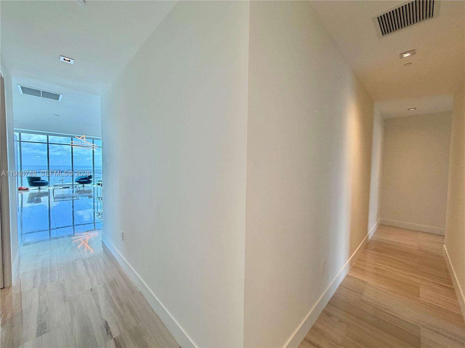 Echo Brickell at 1451 Brickell Ave, Miami, FL 33131 - For Rent photo 35