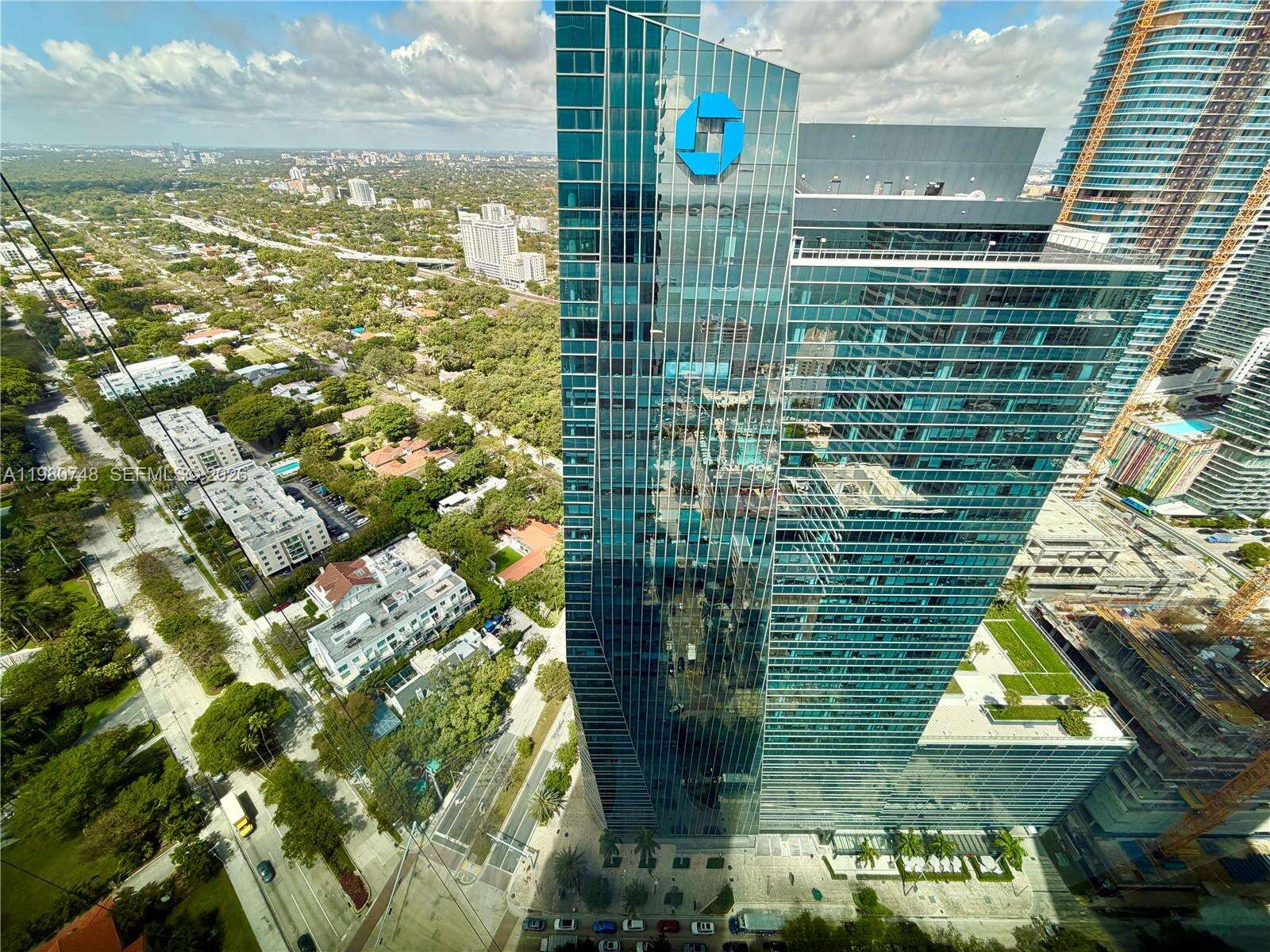 Echo Brickell at 1451 Brickell Ave, Miami, FL 33131 - For Rent photo 39