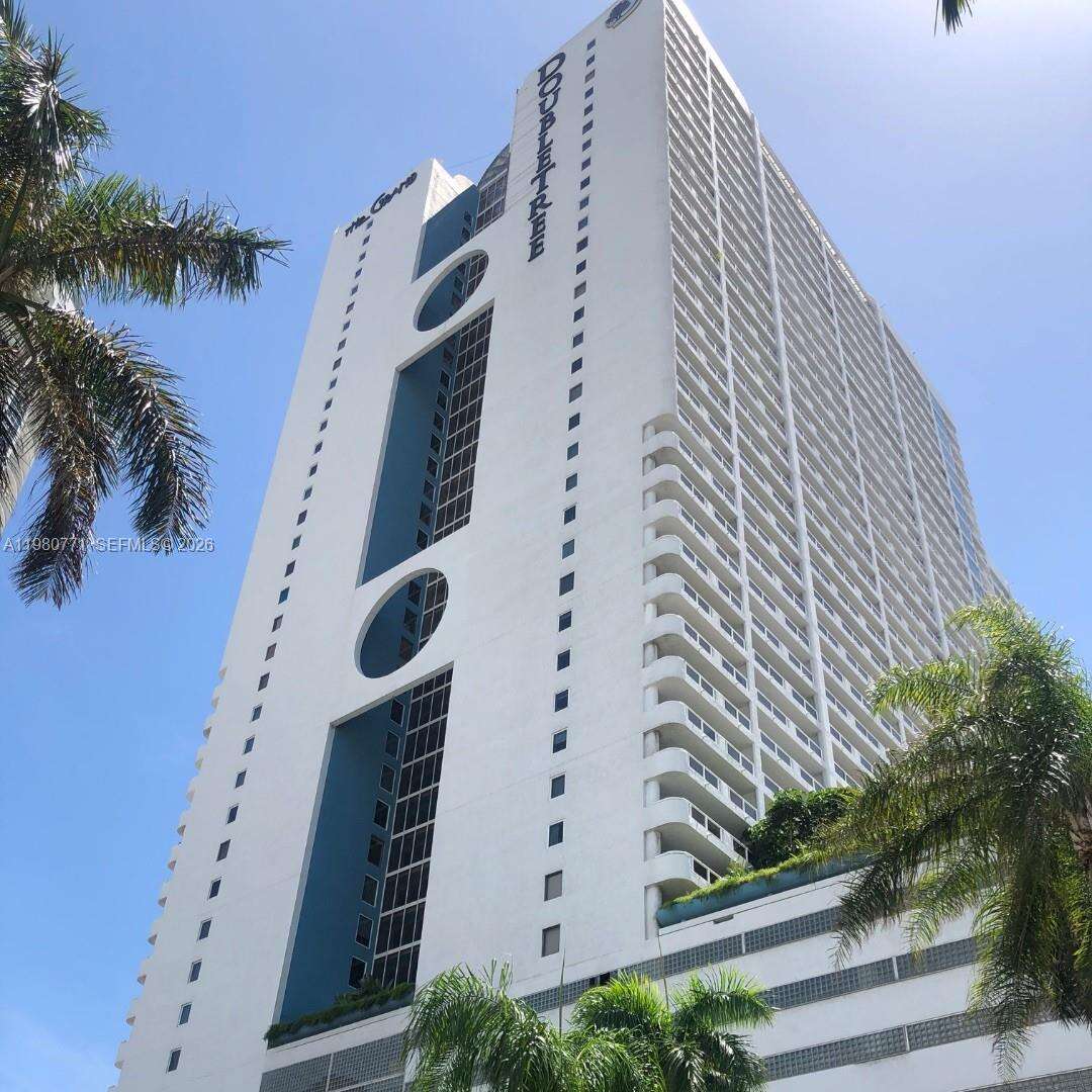 The Grand at 1717 Bayshore Dr, Miami, FL 33132 - For Rent photo 47