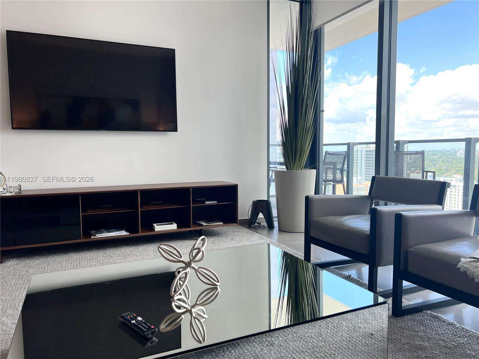 Rise Brickell at 88 7 St, Miami, FL 33130 - For Rent photo 7