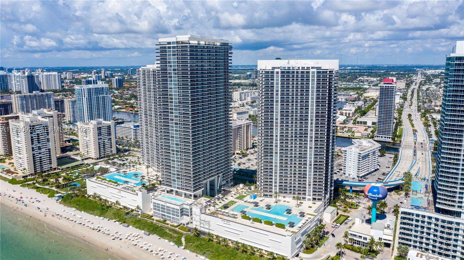 The Beach Club Two at 1830 Ocean Dr, Hallandale Beach, FL 33009 - For Rent photo 23