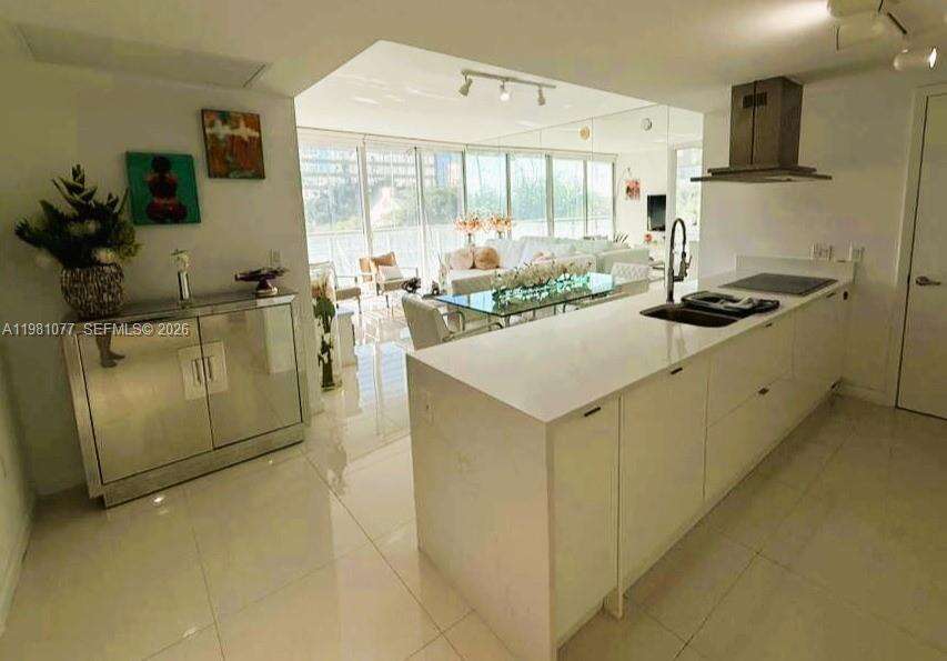 Icon Brickell 2 at 495 Brickell Ave, Miami, FL 33131 - For Rent photo 13