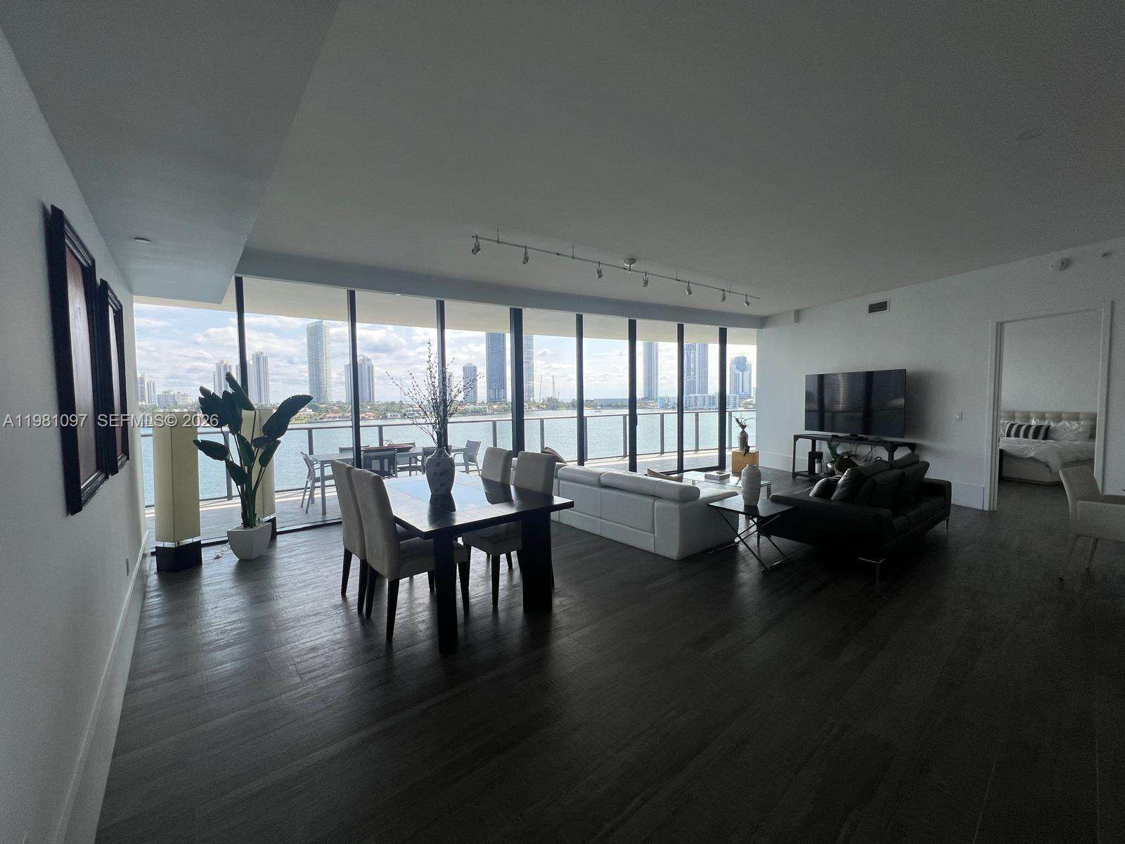 Prive at 5500 Island Estates Dr, Aventura, FL 33160 - For Rent photo 31
