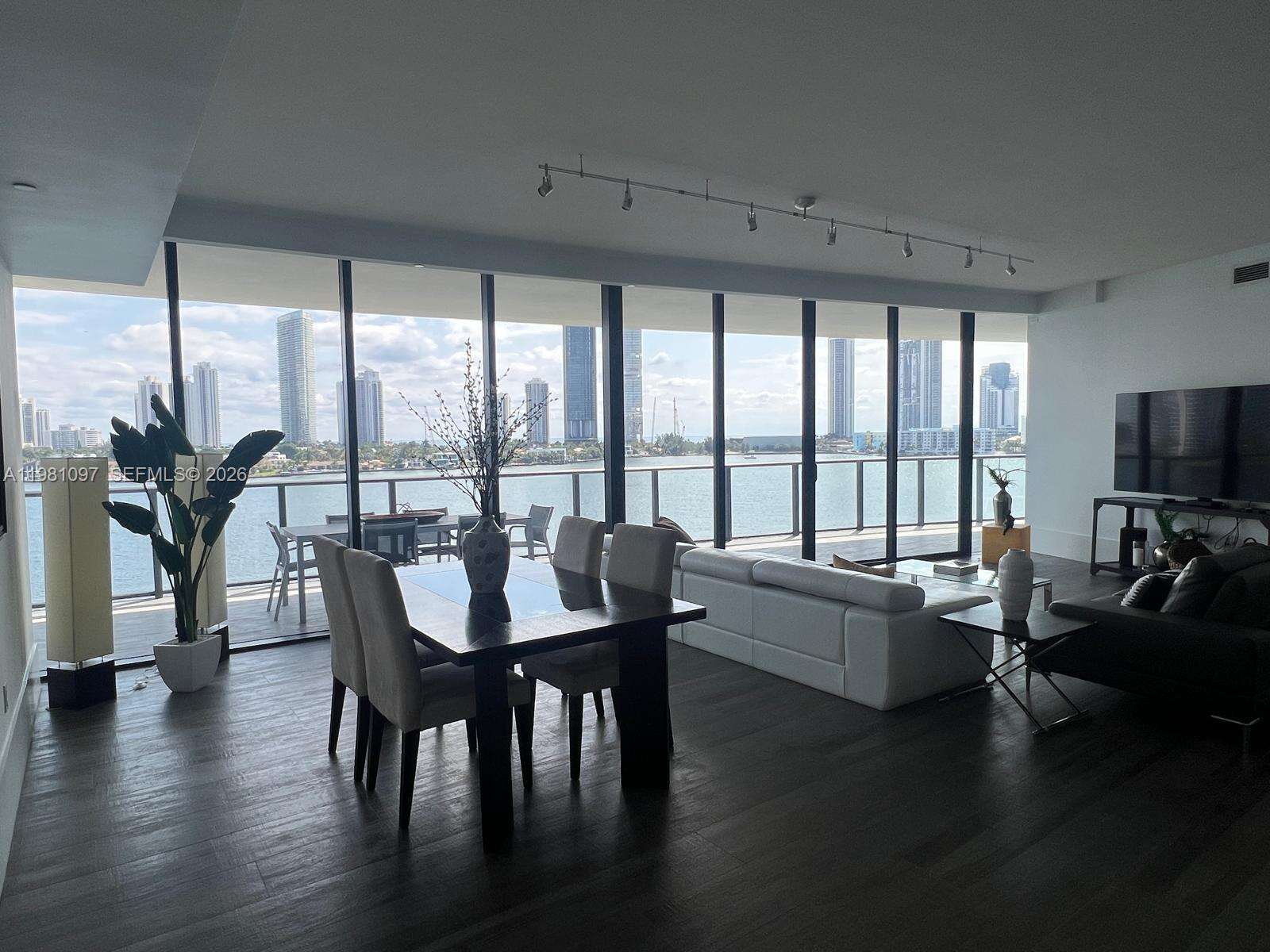 Prive at 5500 Island Estates Dr, Aventura, FL 33160 - For Rent photo 35