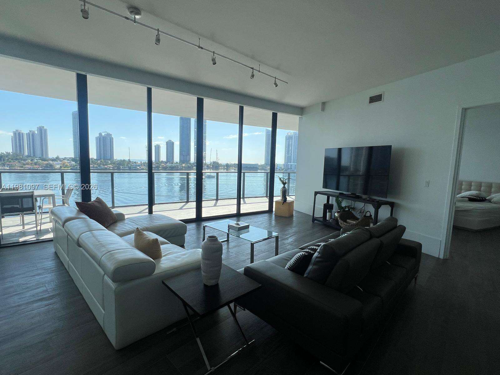 Prive at 5500 Island Estates Dr, Aventura, FL 33160 - For Rent photo 49