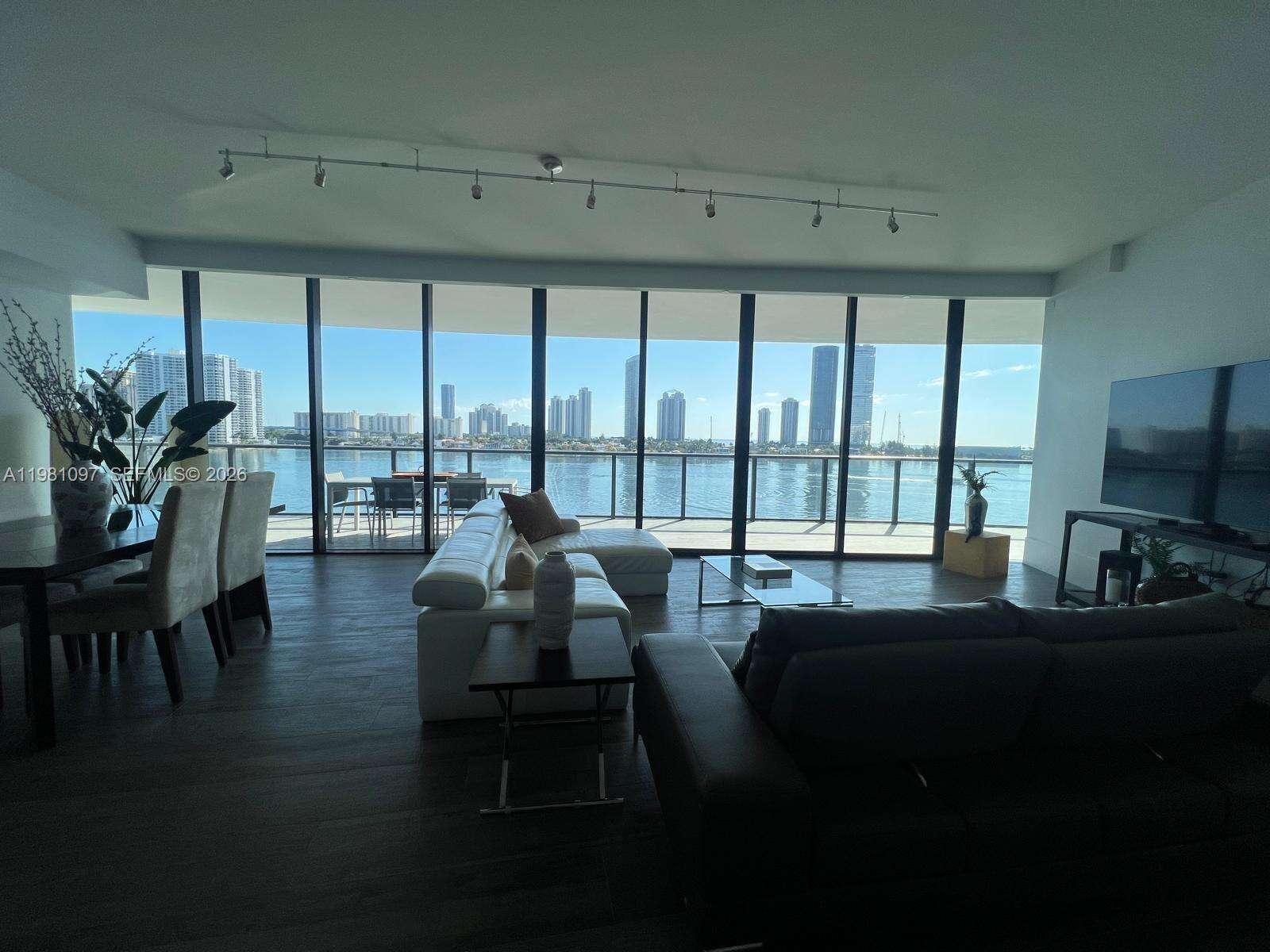 Prive at 5500 Island Estates Dr, Aventura, FL 33160 - For Rent photo 50
