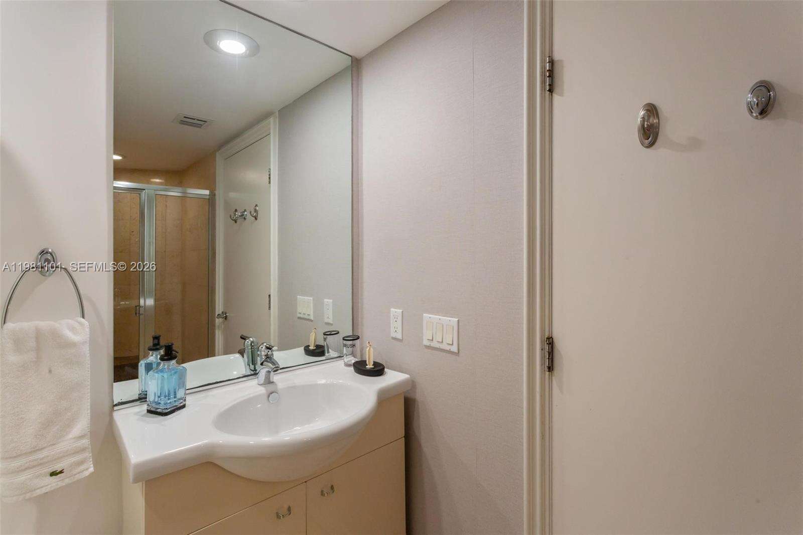 The Beach Club Two at 1830 Ocean Dr, Hallandale Beach, FL 33009 - For Rent photo 13