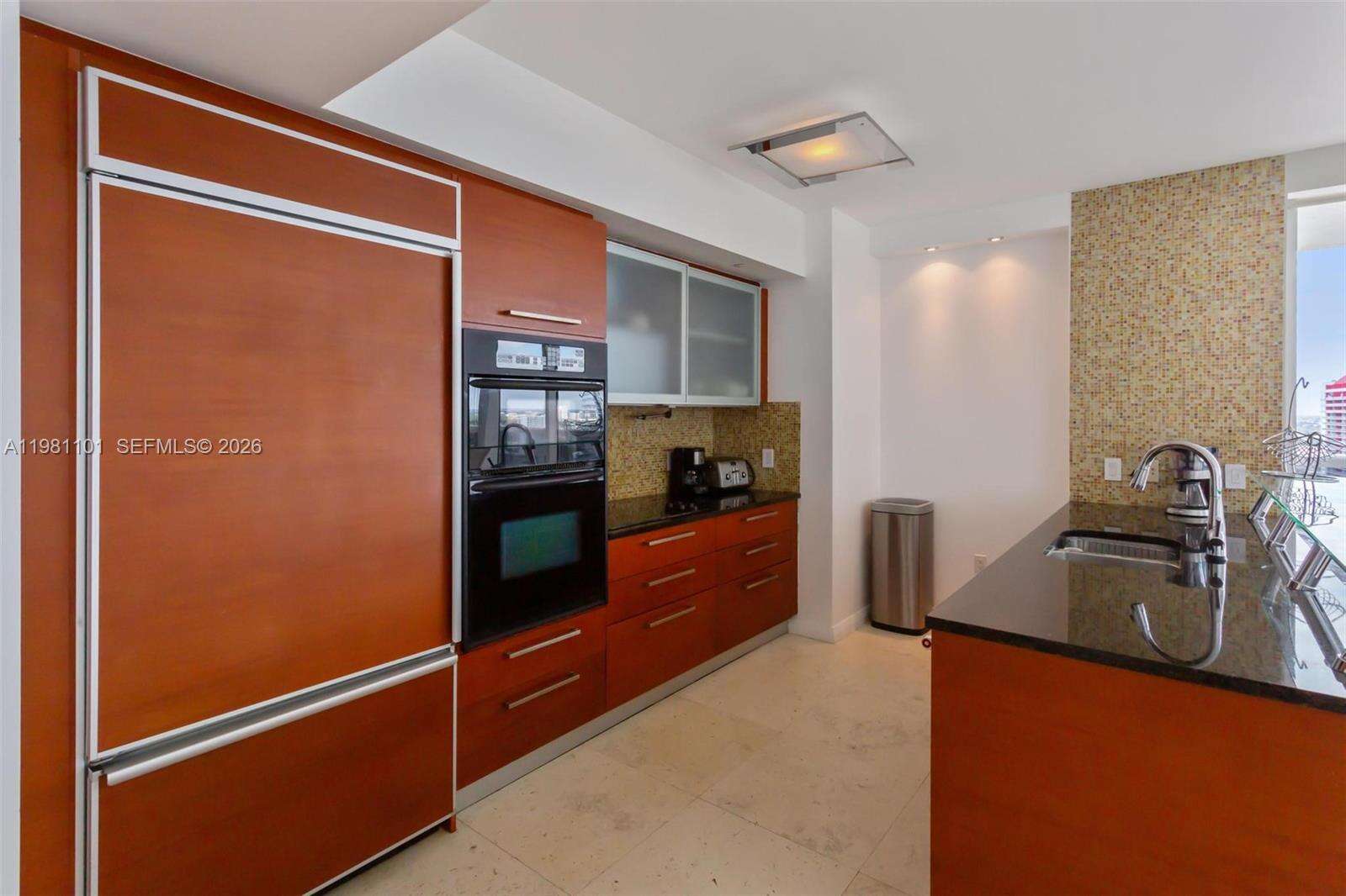 The Beach Club Two at 1830 Ocean Dr, Hallandale Beach, FL 33009 - For Rent photo 6