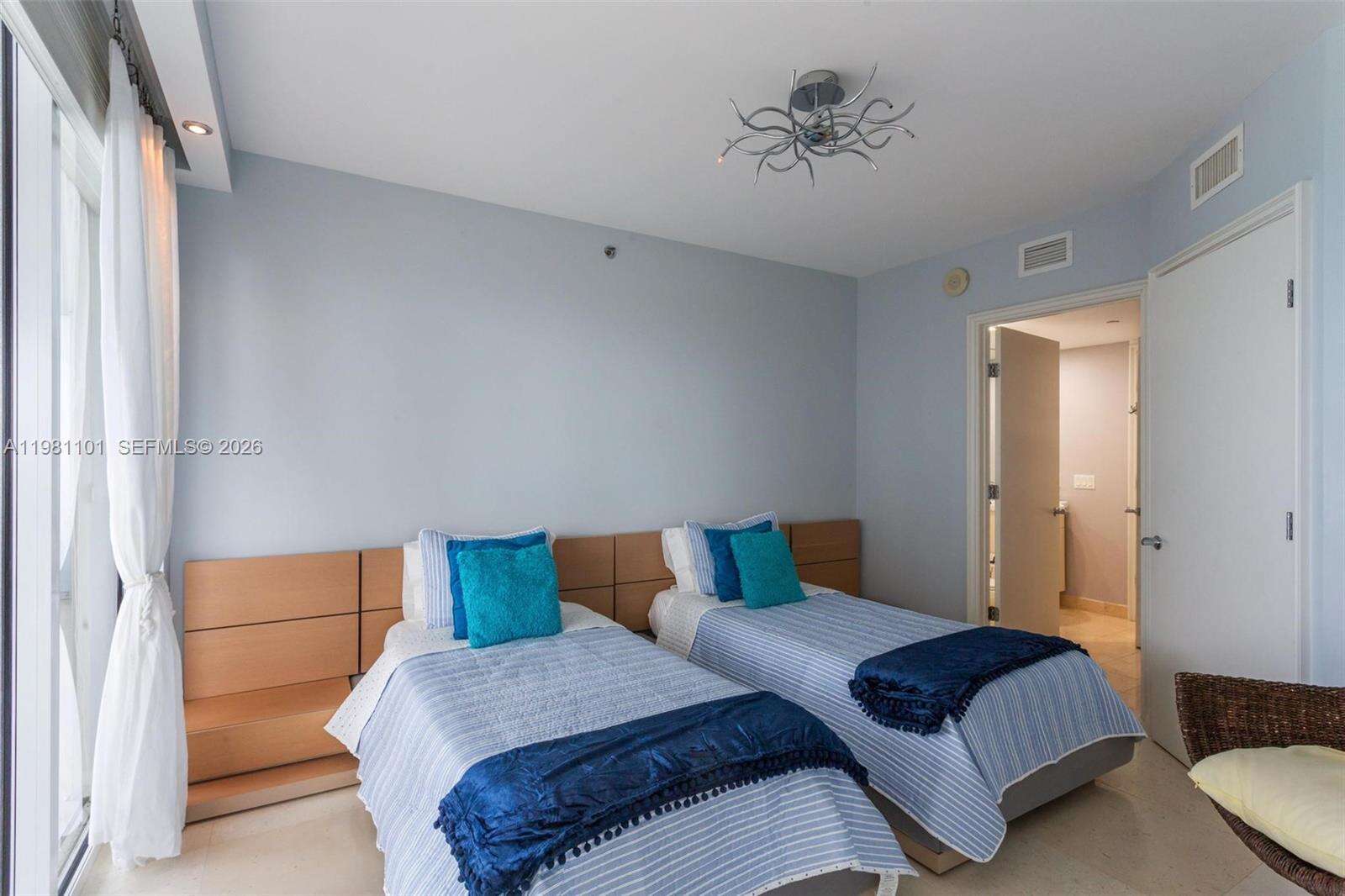 The Beach Club Two at 1830 Ocean Dr, Hallandale Beach, FL 33009 - For Rent photo 10