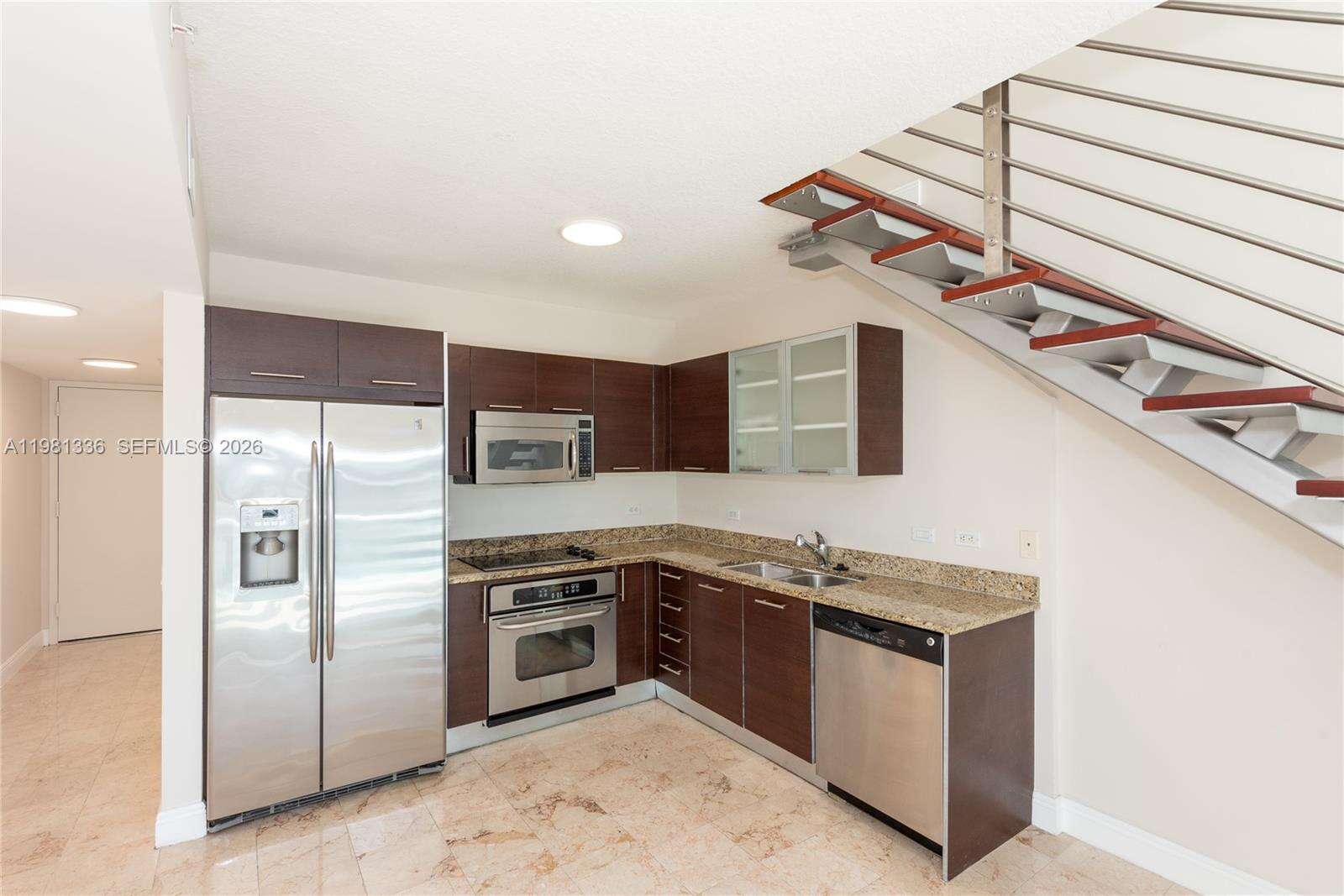 Brickell On The River at 41 5 St, Miami, FL 33131 - For Rent photo 5