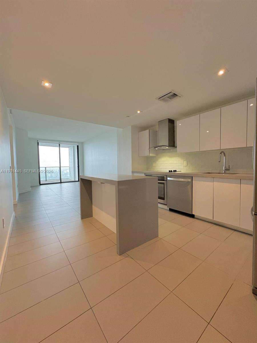 Canvas at 1600 1 Ave, Miami, FL 33132 - For Rent photo 4