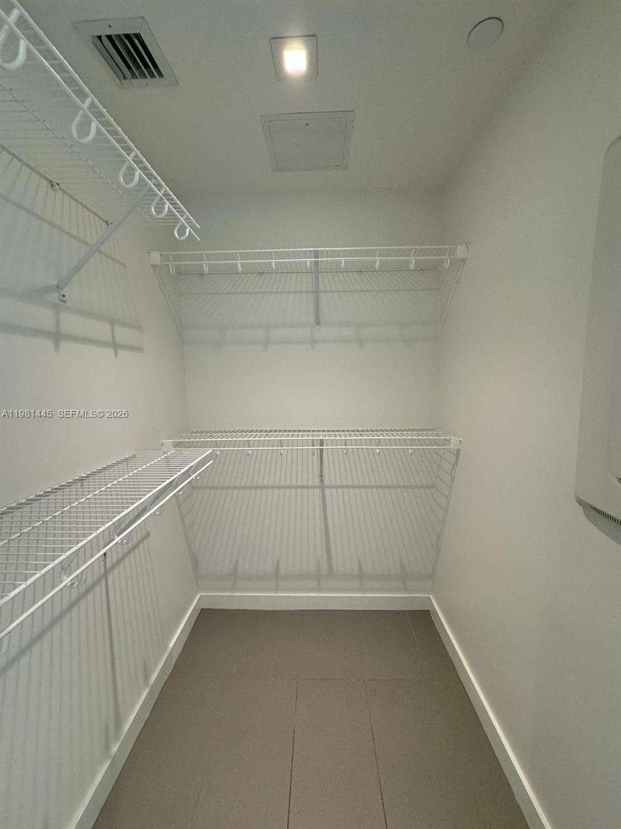 Canvas at 1600 1 Ave, Miami, FL 33132 - For Rent photo 10