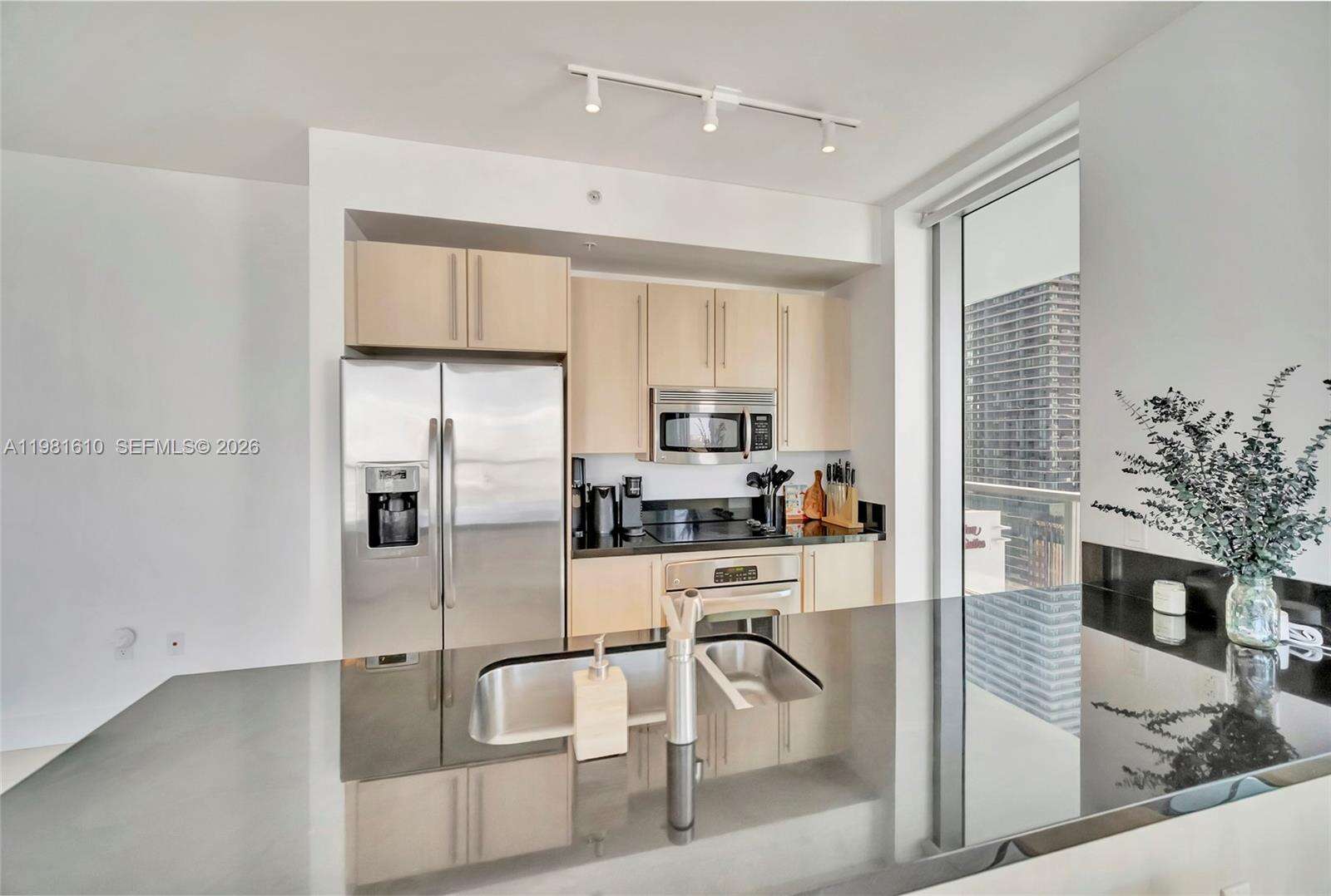 Axis On Brickell at 79 12 St, Miami, FL 33130 - For Rent photo 5