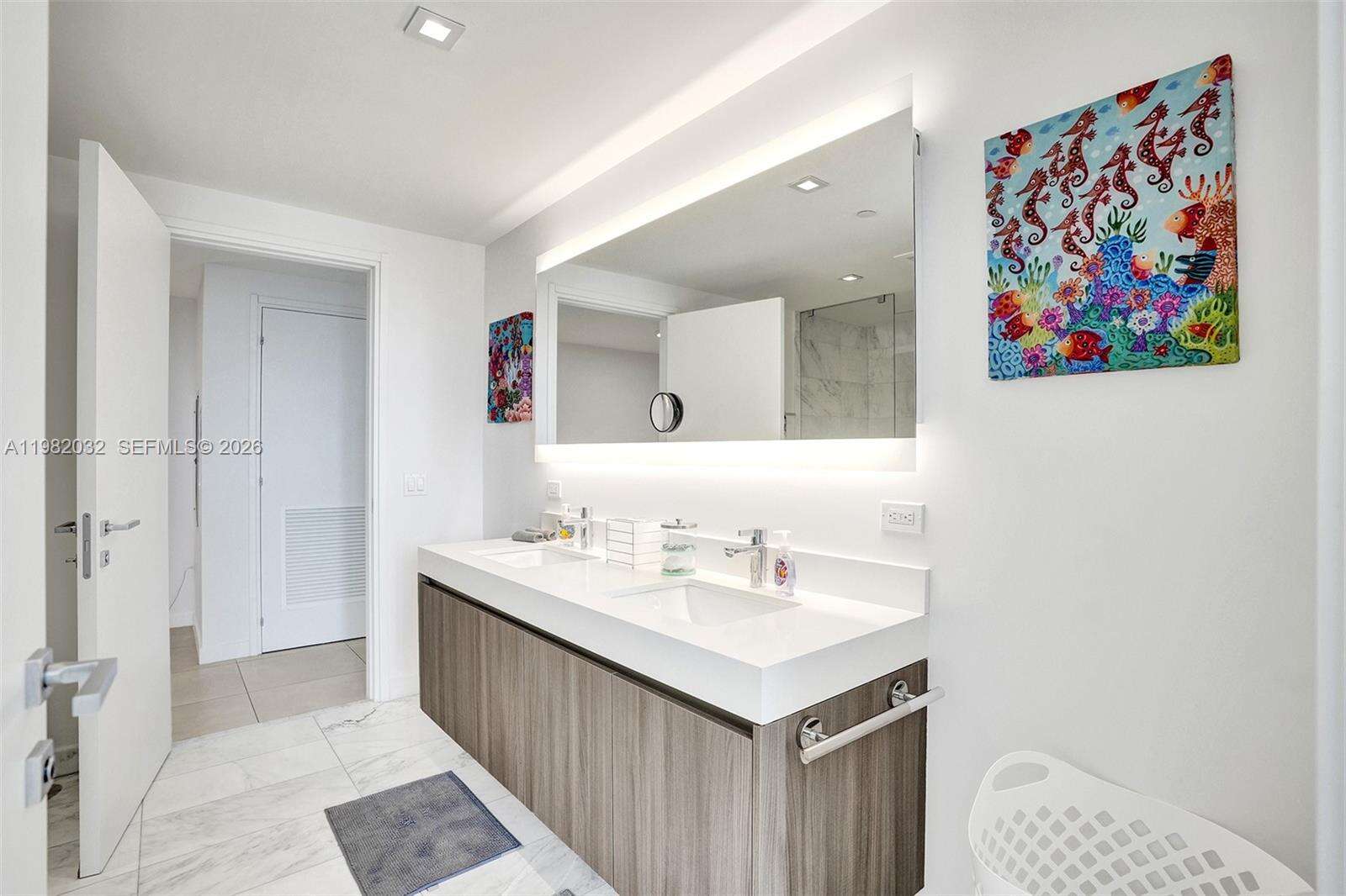 Tiffany House at 401 Birch Rd, Fort Lauderdale, FL 33304 - For Rent photo 19