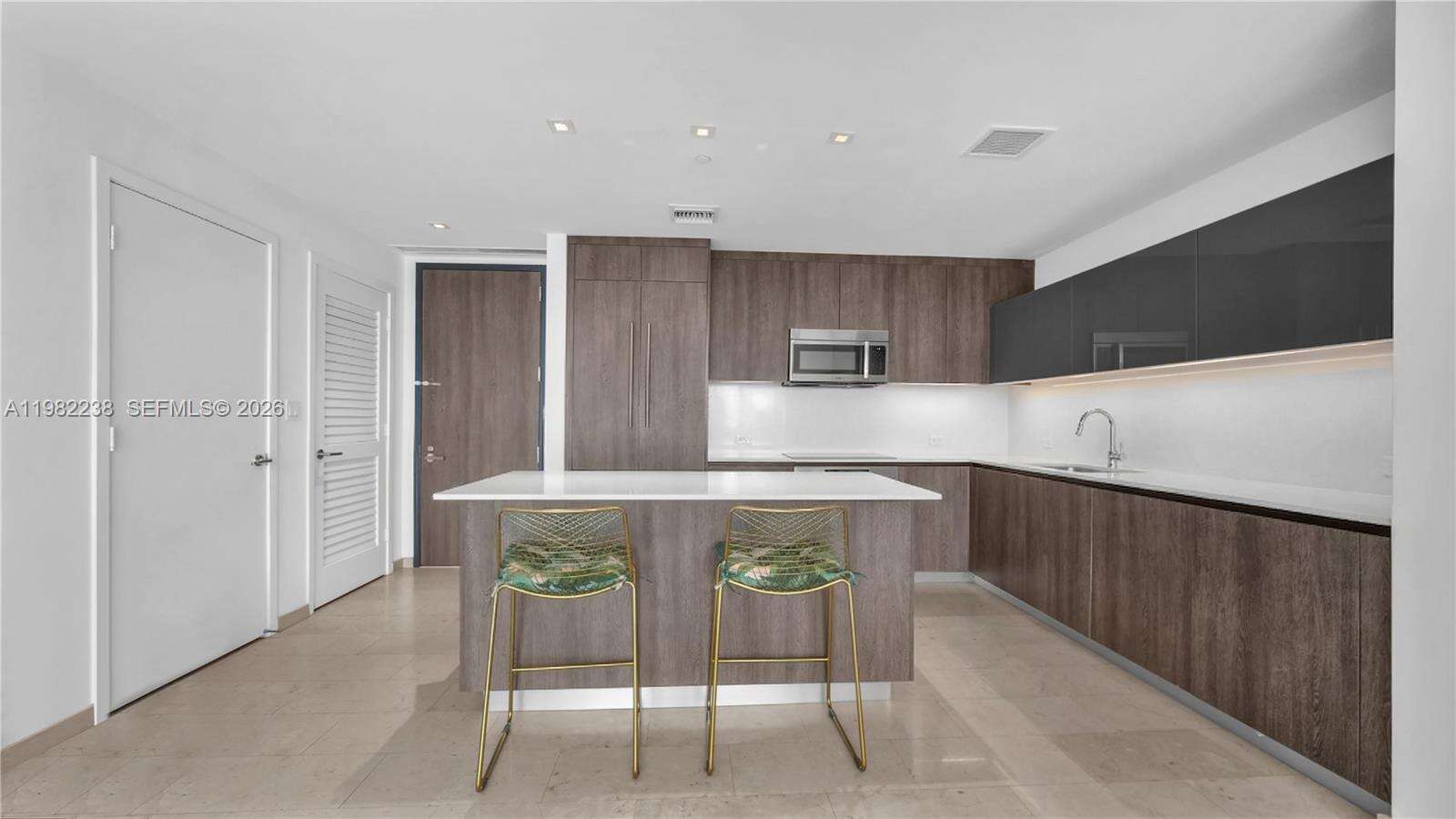 Rise Brickell at 88 7 St, Miami, FL 33130 - For Rent photo 3