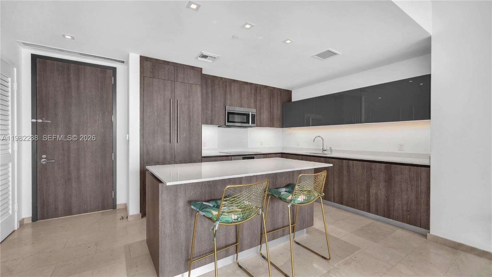 Rise Brickell at 88 7 St, Miami, FL 33130 - For Rent photo 4