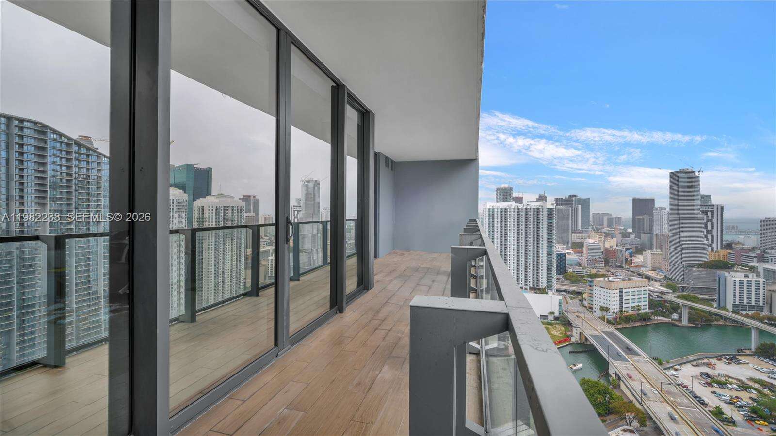 Rise Brickell at 88 7 St, Miami, FL 33130 - For Rent photo 6
