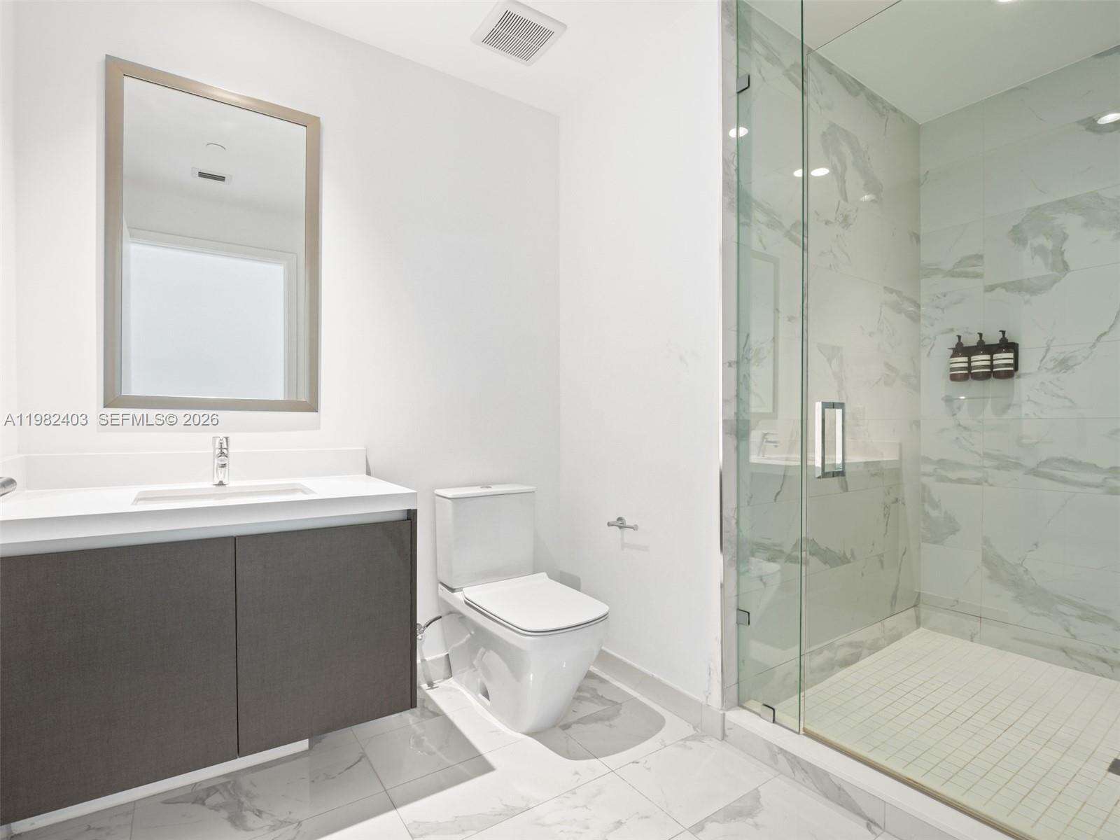 Paramount Miami Worldcenter at 851 1 Ave, Miami, FL 33132 - For Rent photo 23