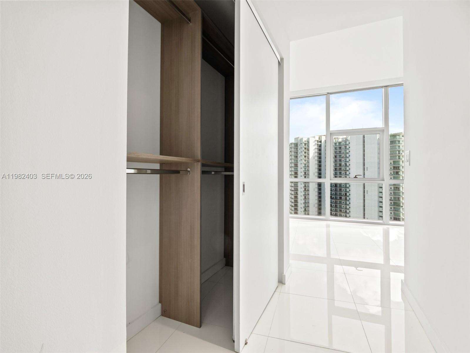 Paramount Miami Worldcenter at 851 1 Ave, Miami, FL 33132 - For Rent photo 24
