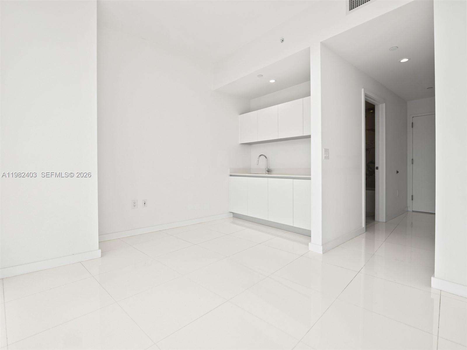 Paramount Miami Worldcenter at 851 1 Ave, Miami, FL 33132 - For Rent photo 26