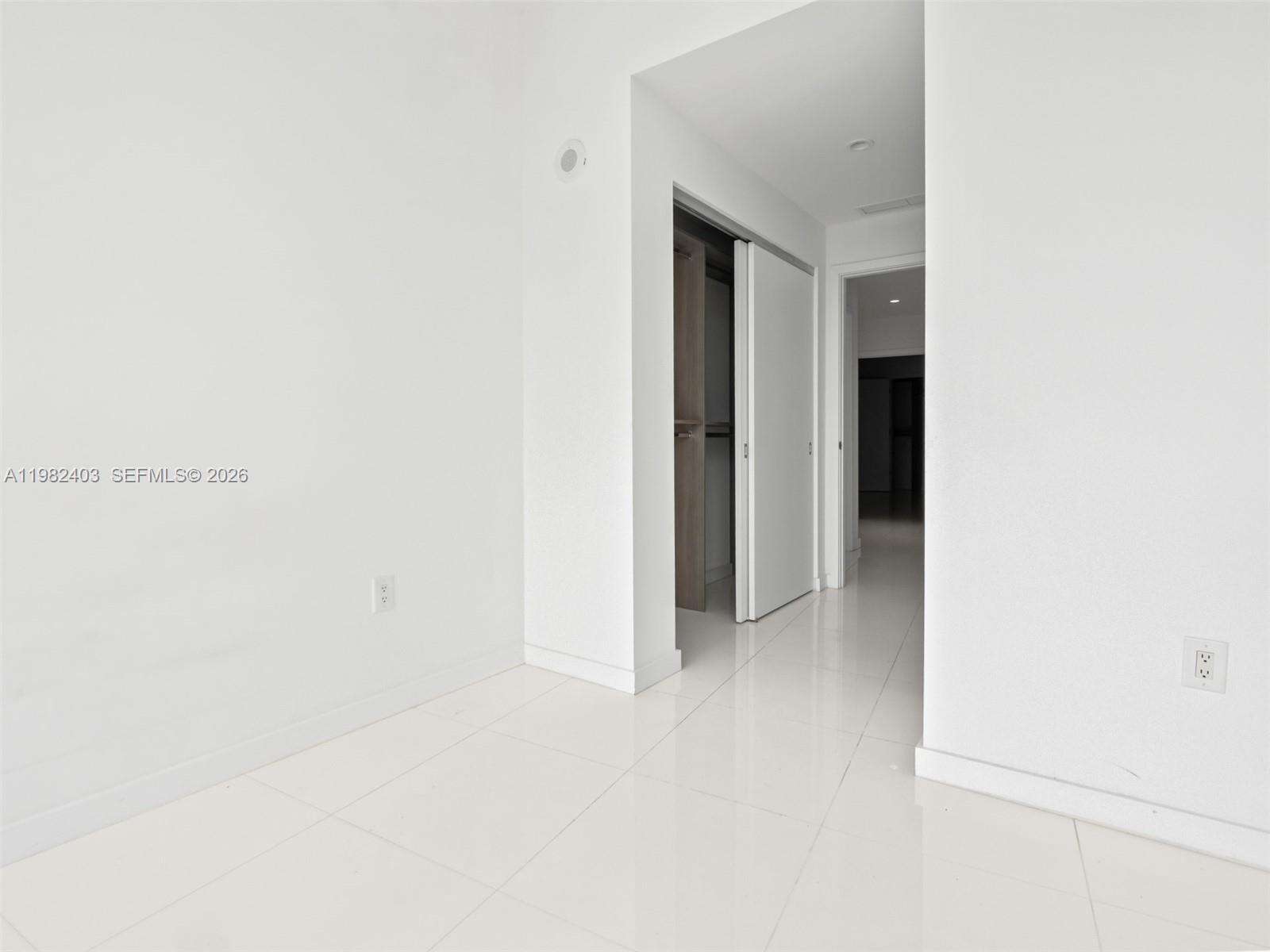 Paramount Miami Worldcenter at 851 1 Ave, Miami, FL 33132 - For Rent photo 34