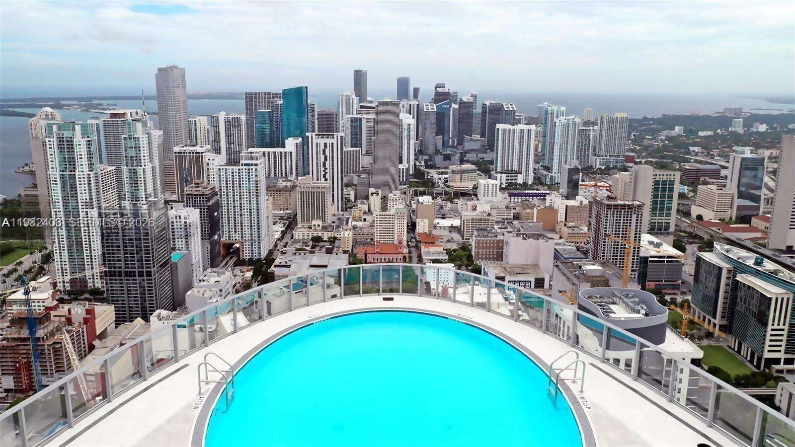 Paramount Miami Worldcenter at 851 1 Ave, Miami, FL 33132 - For Rent photo 43