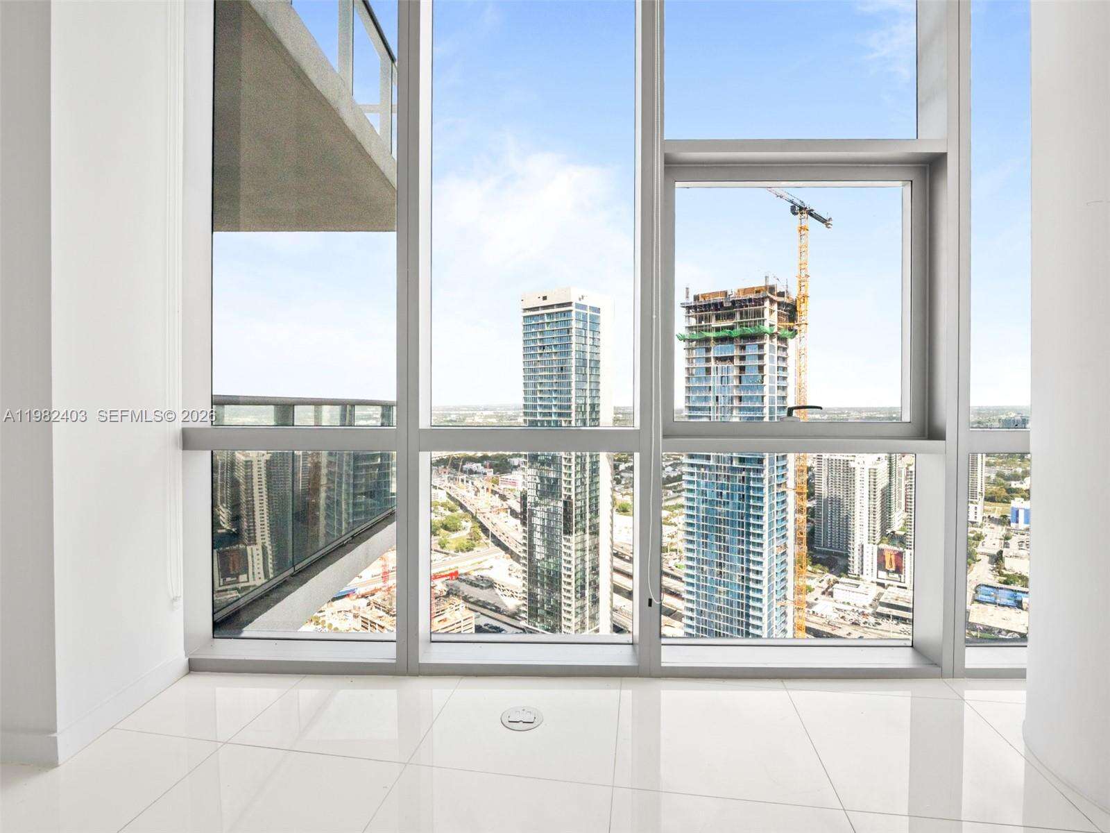 Paramount Miami Worldcenter at 851 1 Ave, Miami, FL 33132 - For Rent photo 9