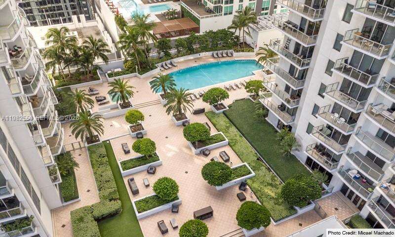 1060 Brickell at 1060 Brickell Ave, Miami, FL 33131 - For Rent photo 3