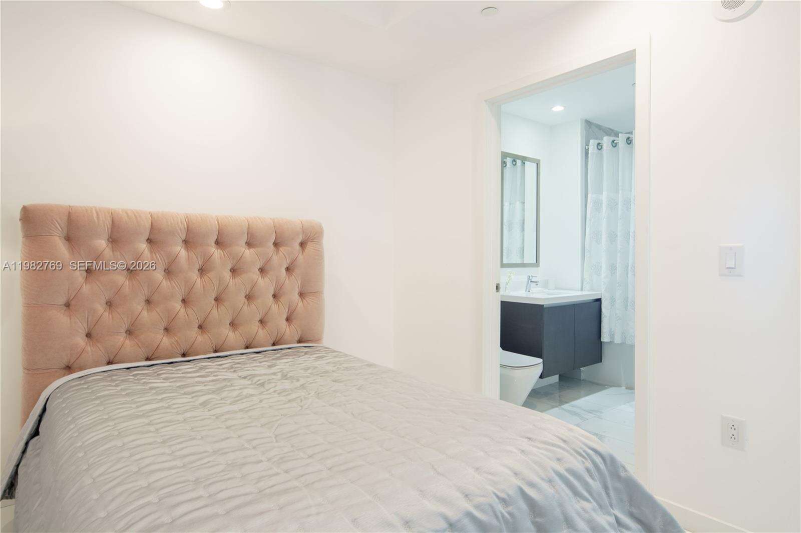 Paramount Miami Worldcenter at 851 1 Ave, Miami, FL 33132 - For Rent photo 29