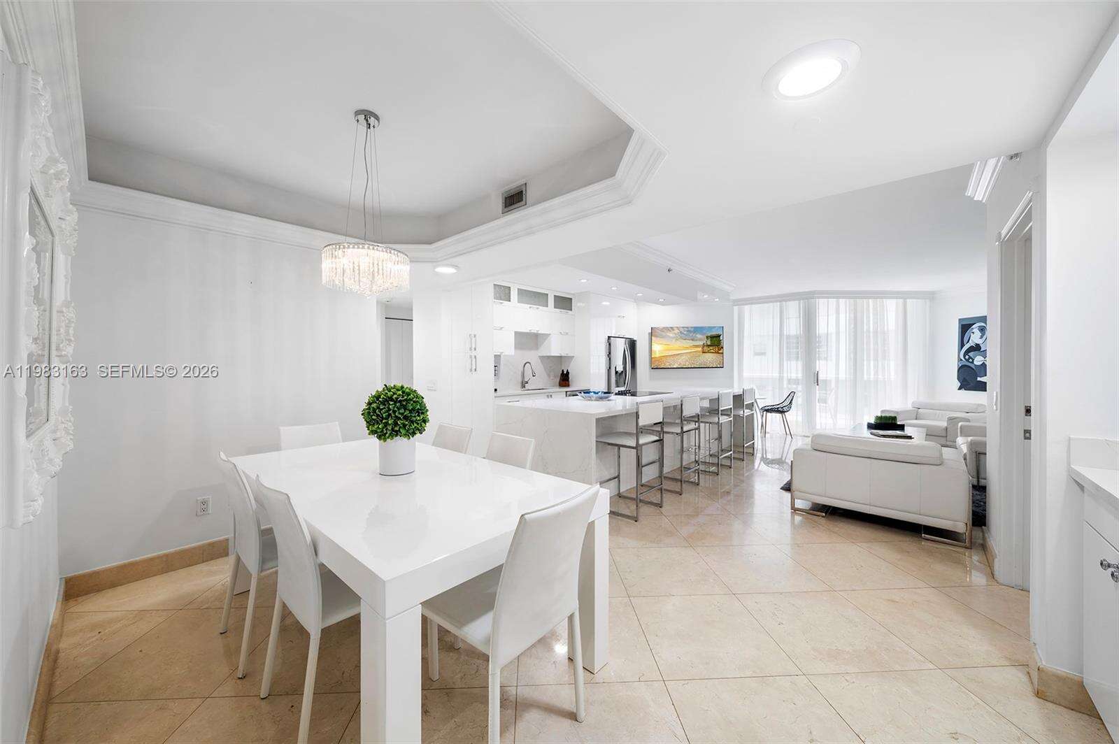 Green Diamond at 4775 Collins Ave, Miami Beach, FL 33140 - For Rent photo 11