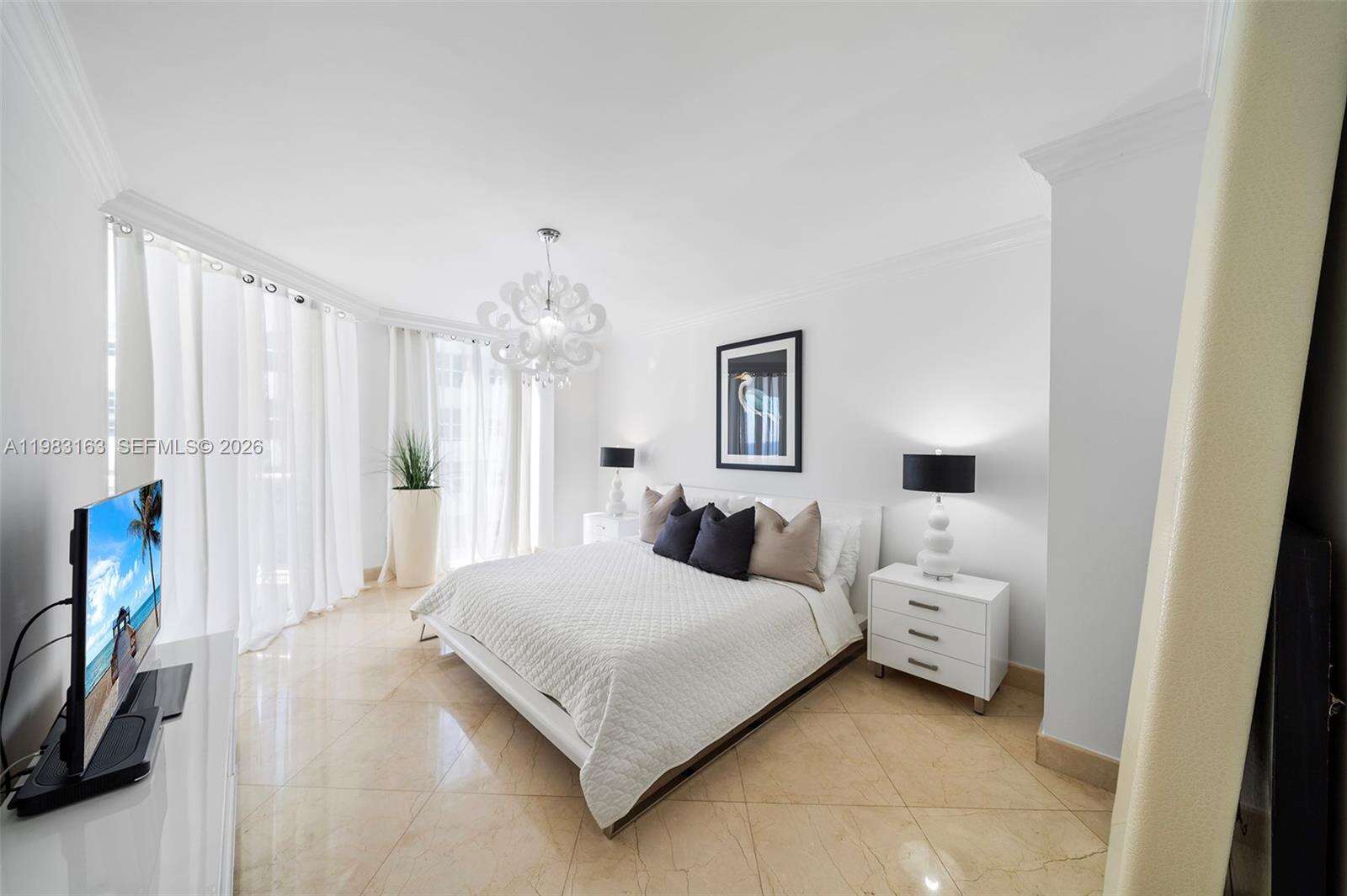 Green Diamond at 4775 Collins Ave, Miami Beach, FL 33140 - For Rent photo 14