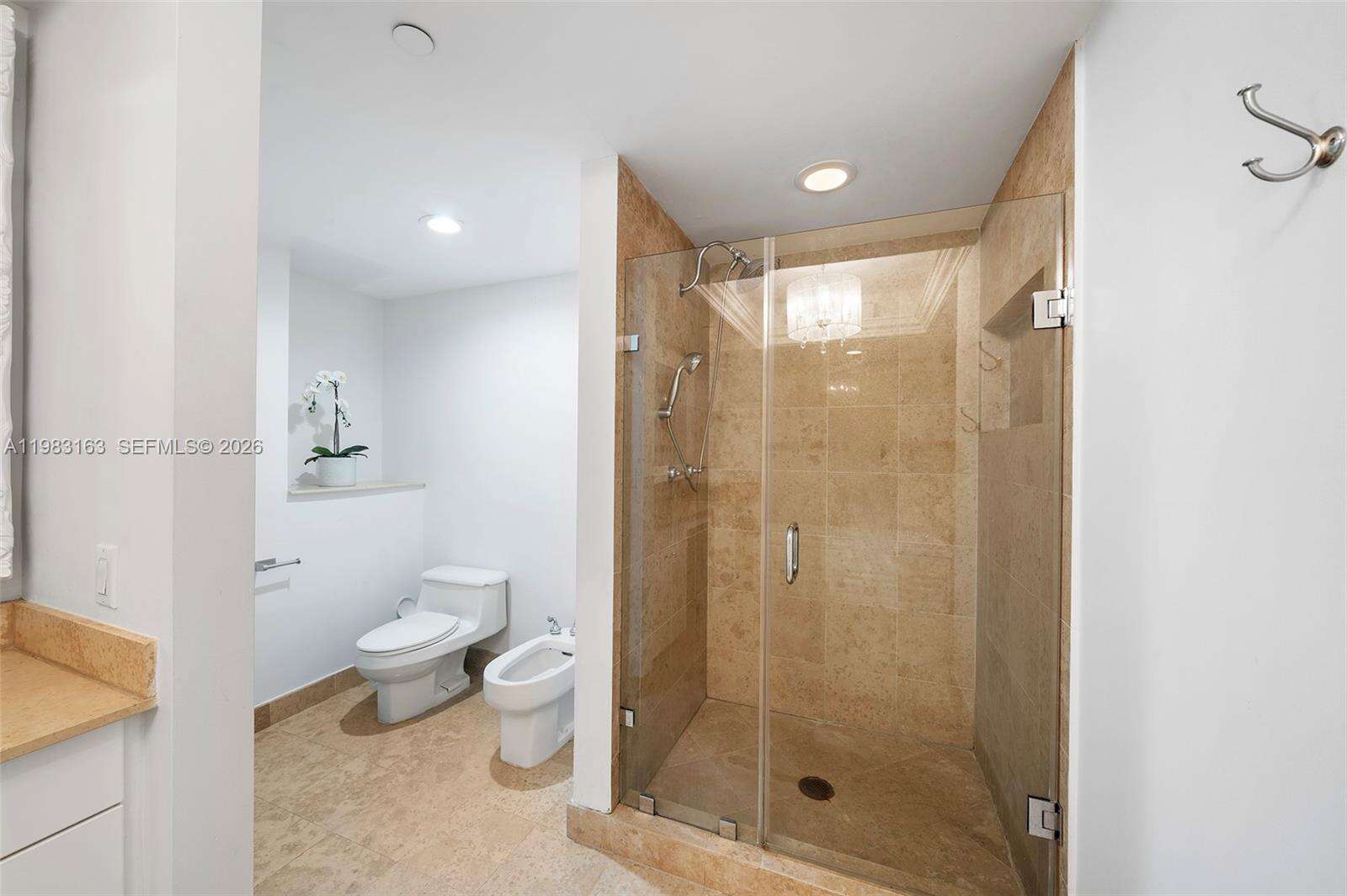 Green Diamond at 4775 Collins Ave, Miami Beach, FL 33140 - For Rent photo 19
