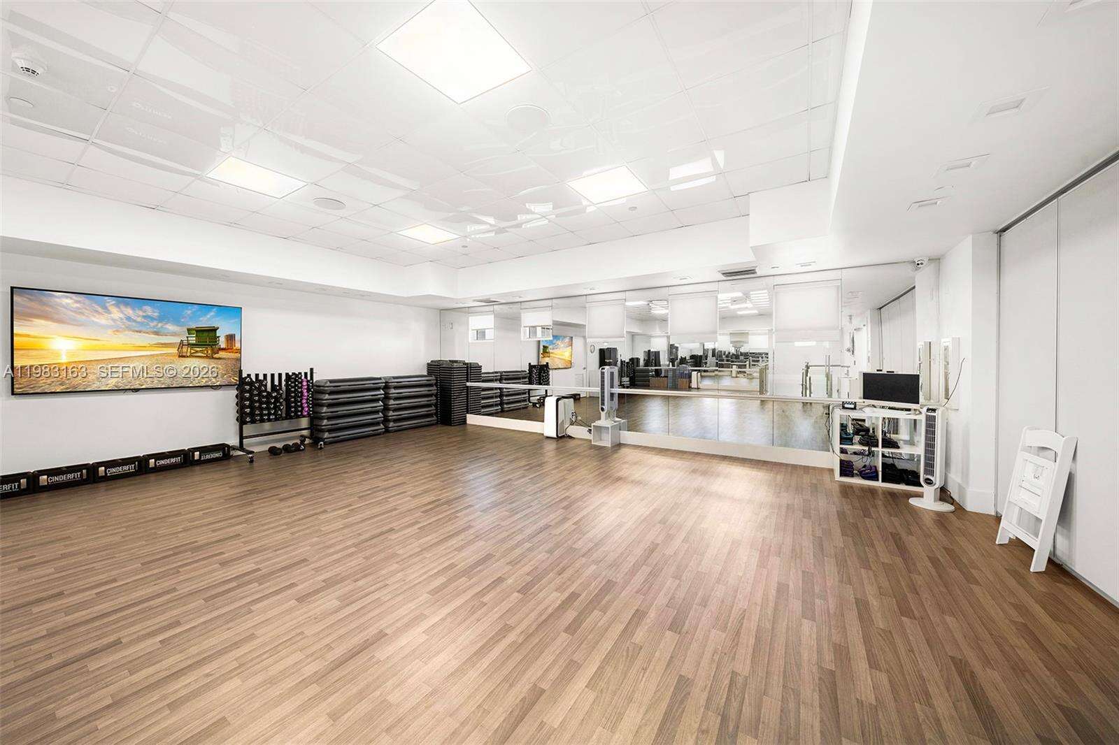 Green Diamond at 4775 Collins Ave, Miami Beach, FL 33140 - For Rent photo 42